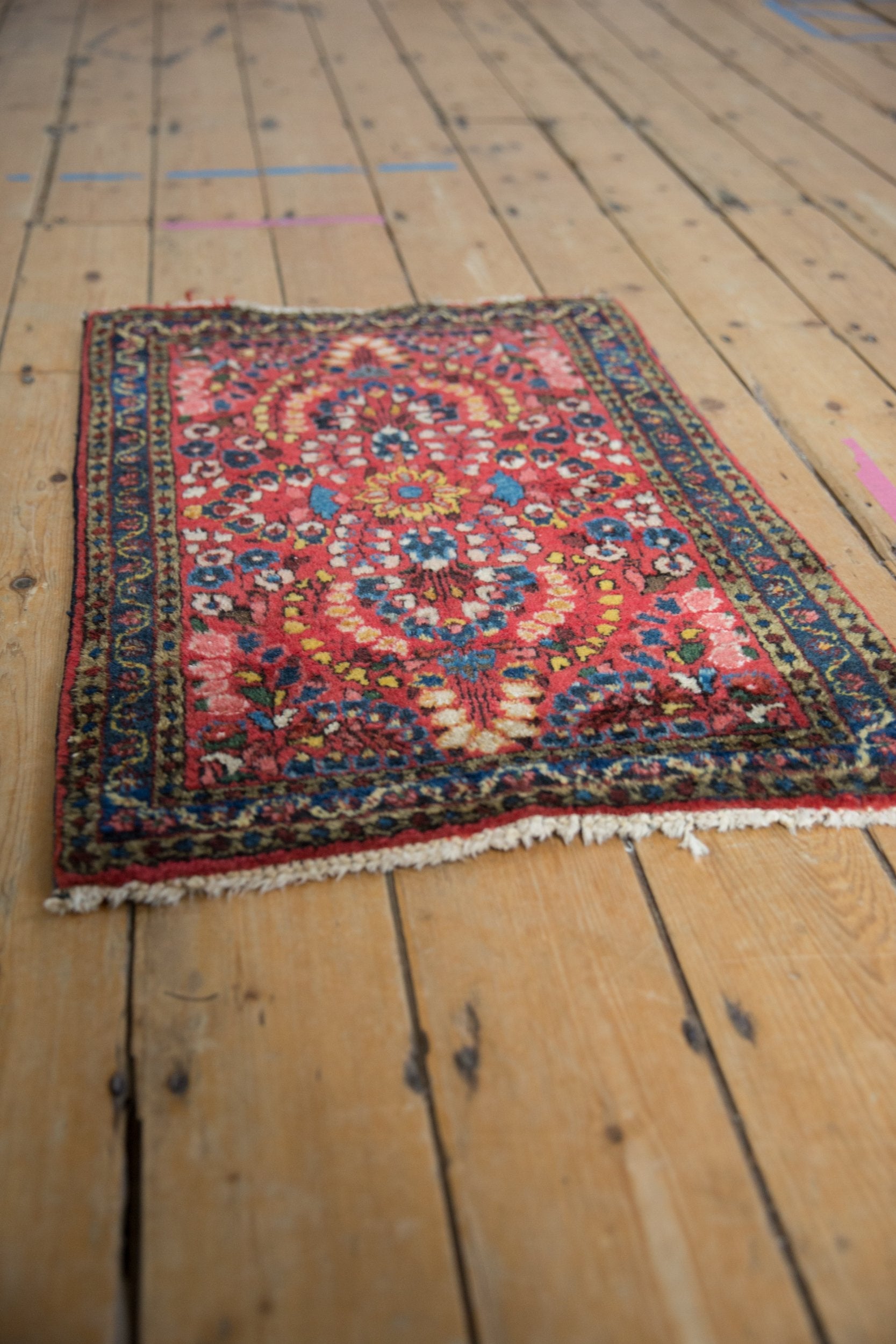 2x2.5 Vintage American Sarouk Square Rug Mat