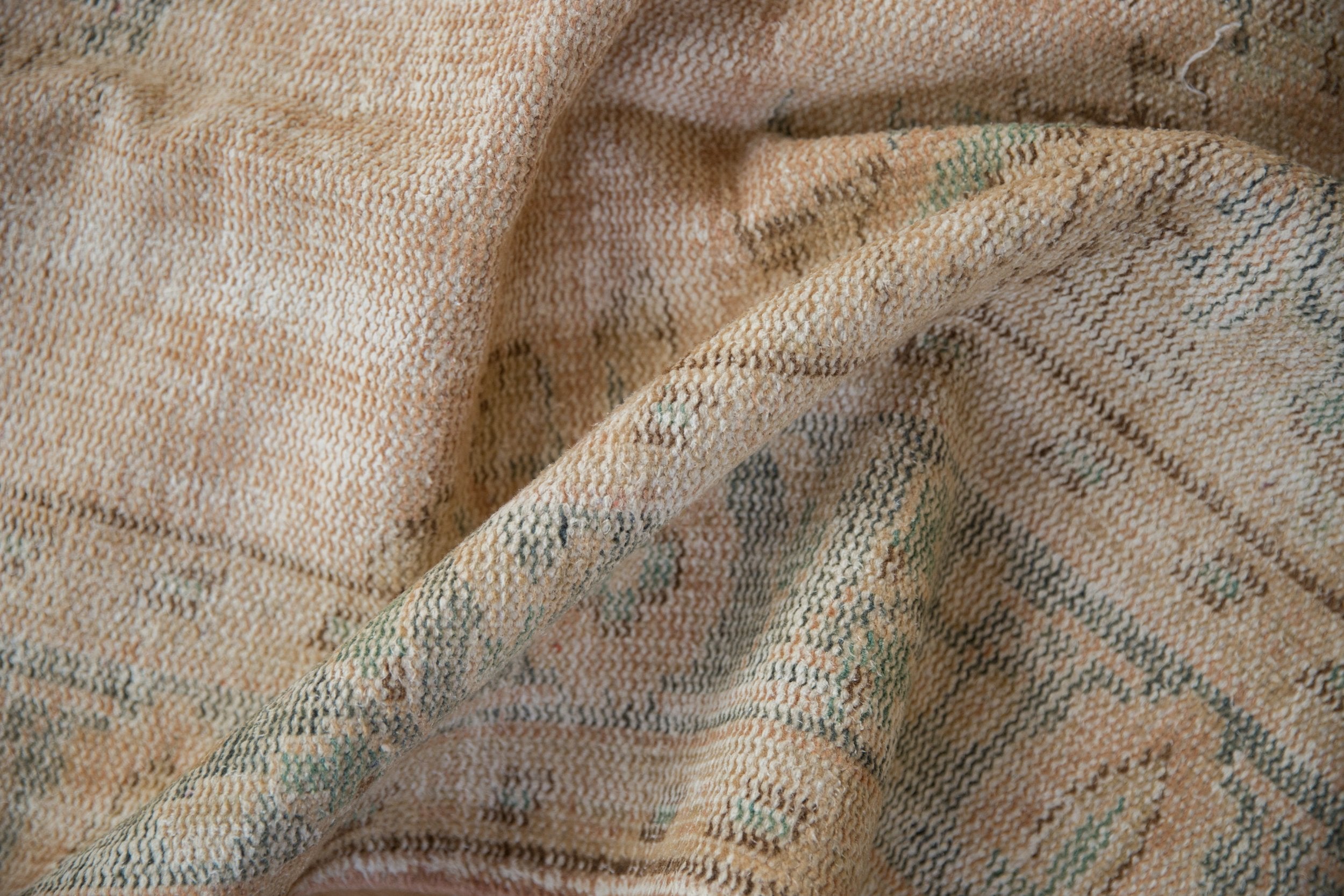6x9.5 Vintage Distressed Oushak Carpet