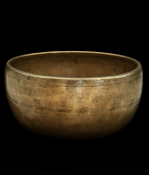 Antique Special Singing Bowl D#4 305Hz 8" A16161 by Bodhisattva Trading Company - product image 2 for Resin Society