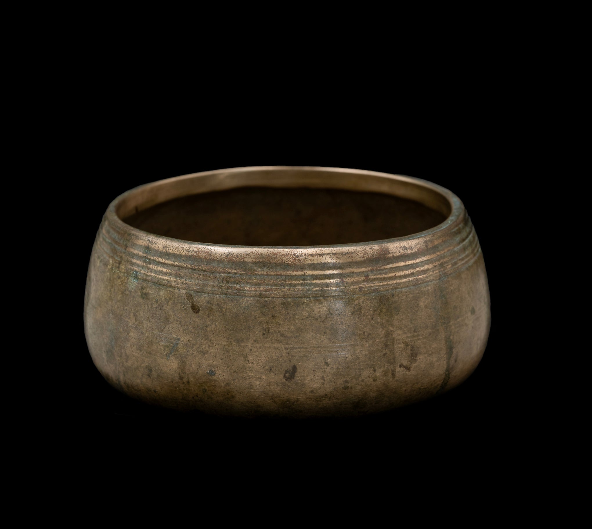 Antique Rare Mani Singing Bowl G5 779Hz 4 3/4" A16289 by Bodhisattva Trading Company - product image 3 for Resin Society