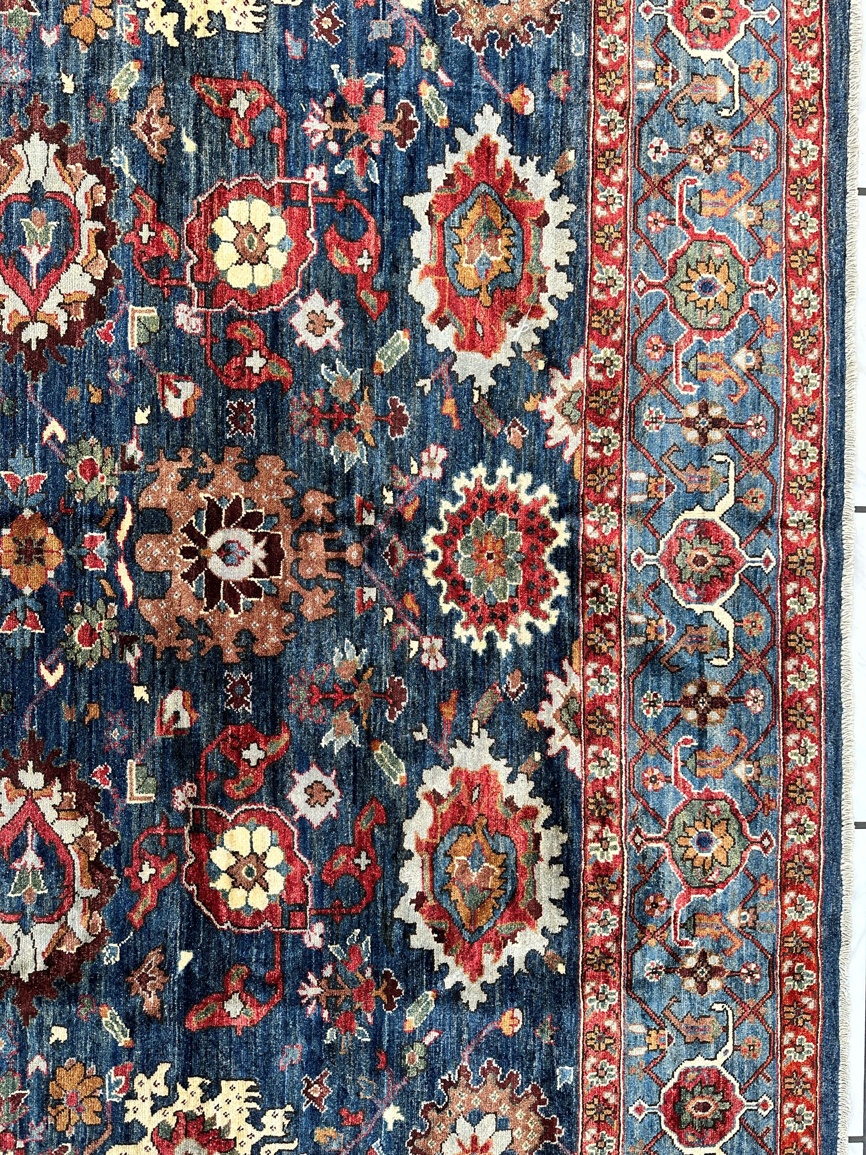 Trasitional Serapi Ghazni Wool Rug – 8' x 10’ – Intricate Floral Design by Rugistan - product image 6 for Resin Society