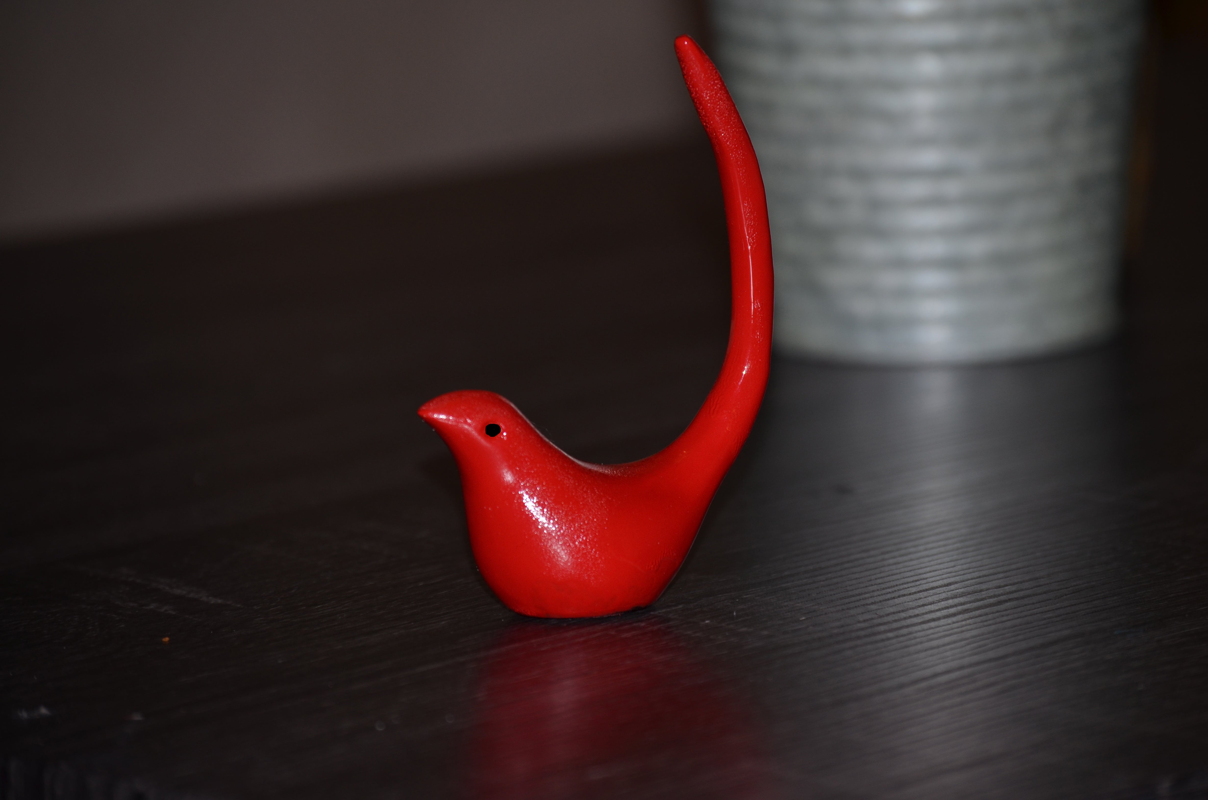 Vibhsa Gifts Bird Ring Holder Jewelry (Red)