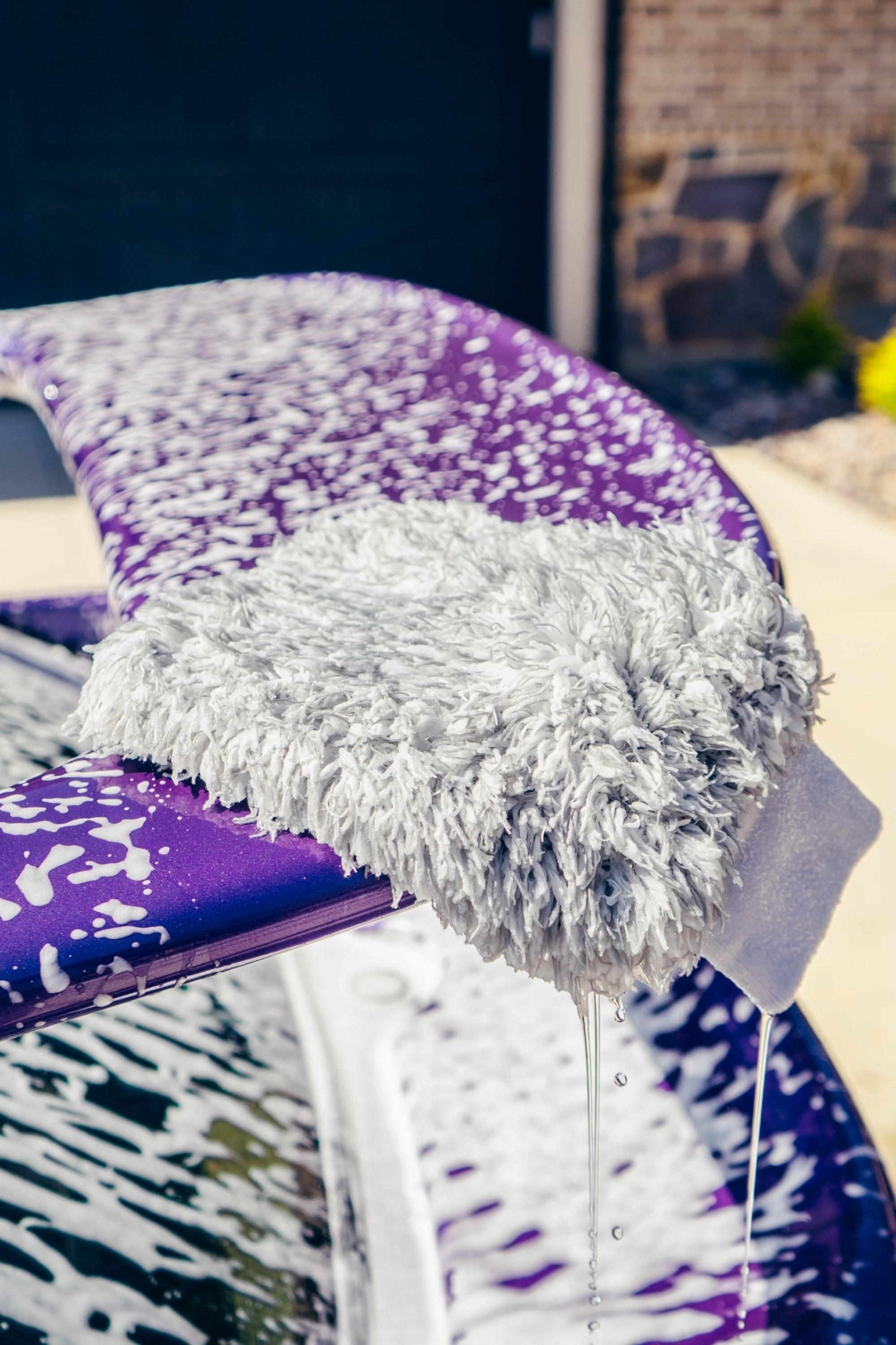BLACKLINE® MICROFIBER WASH MITT by Blackline Car Care - product image 3 for Resin Society
