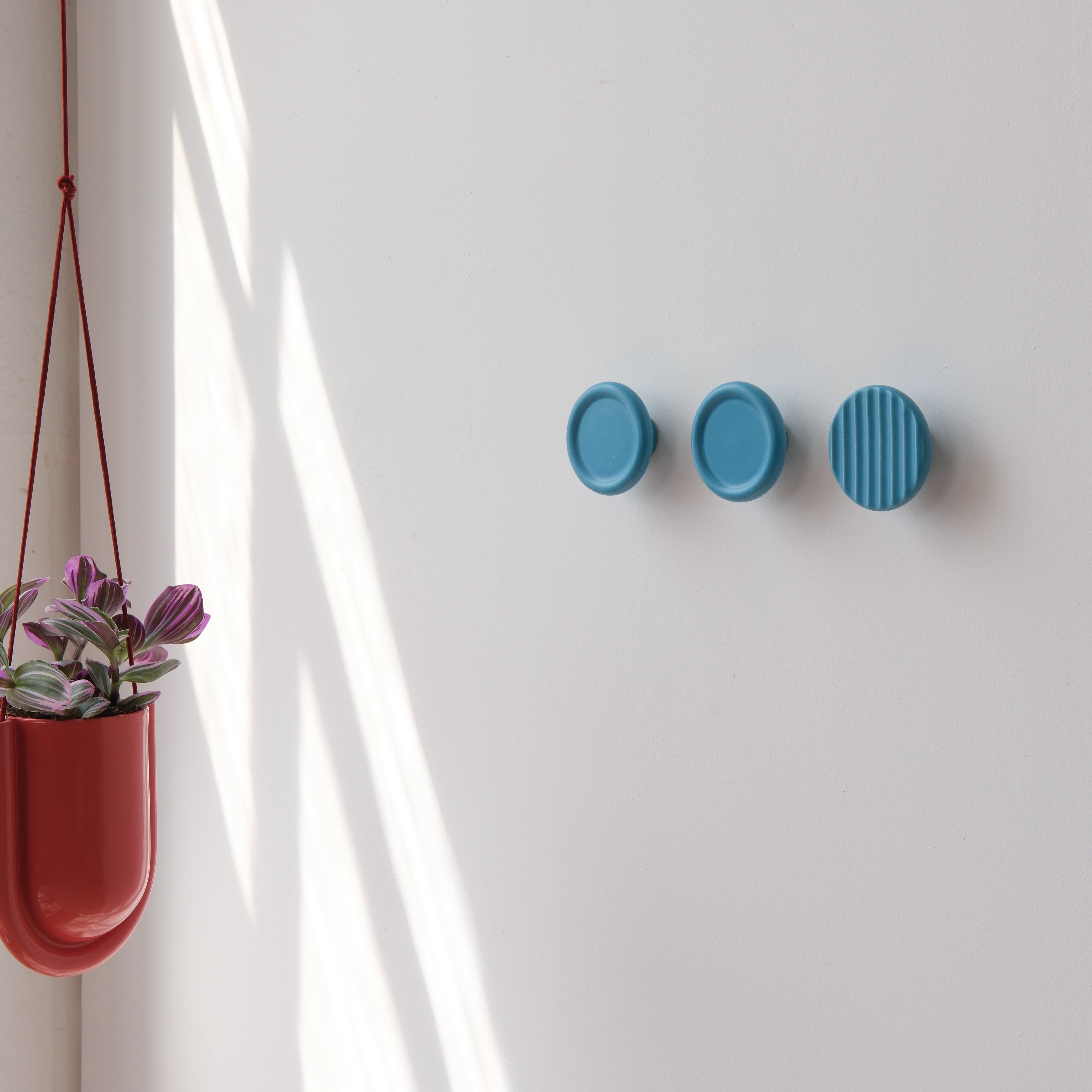 Sequence coat hook - Fluted by Misewell