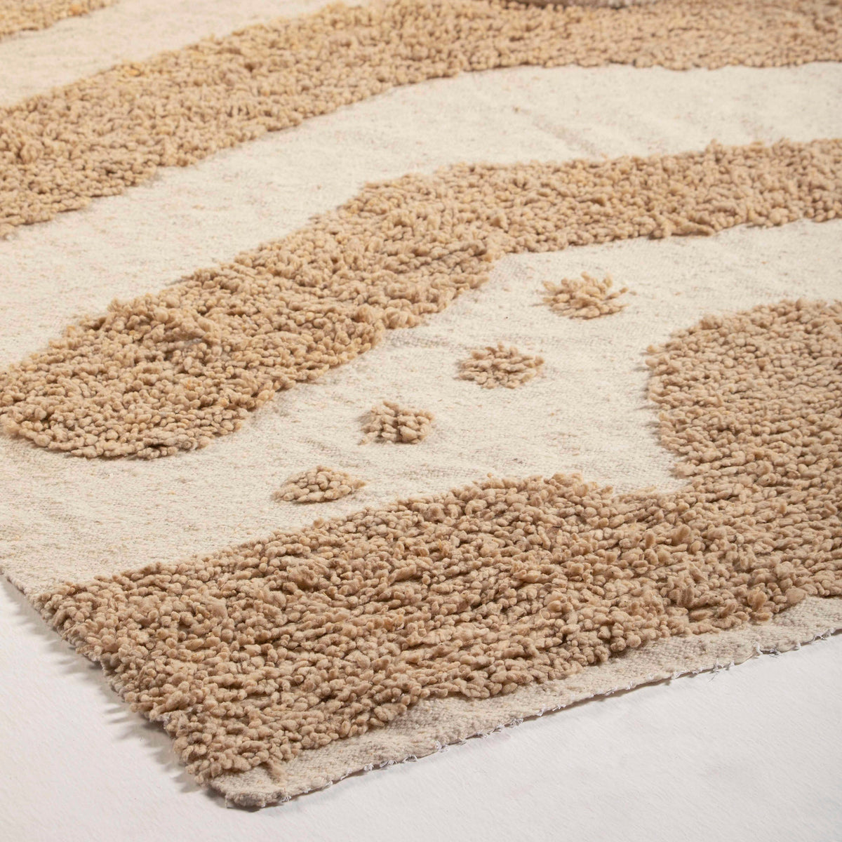 Dai Wool Rug by Diego Olivero Studio from MESO