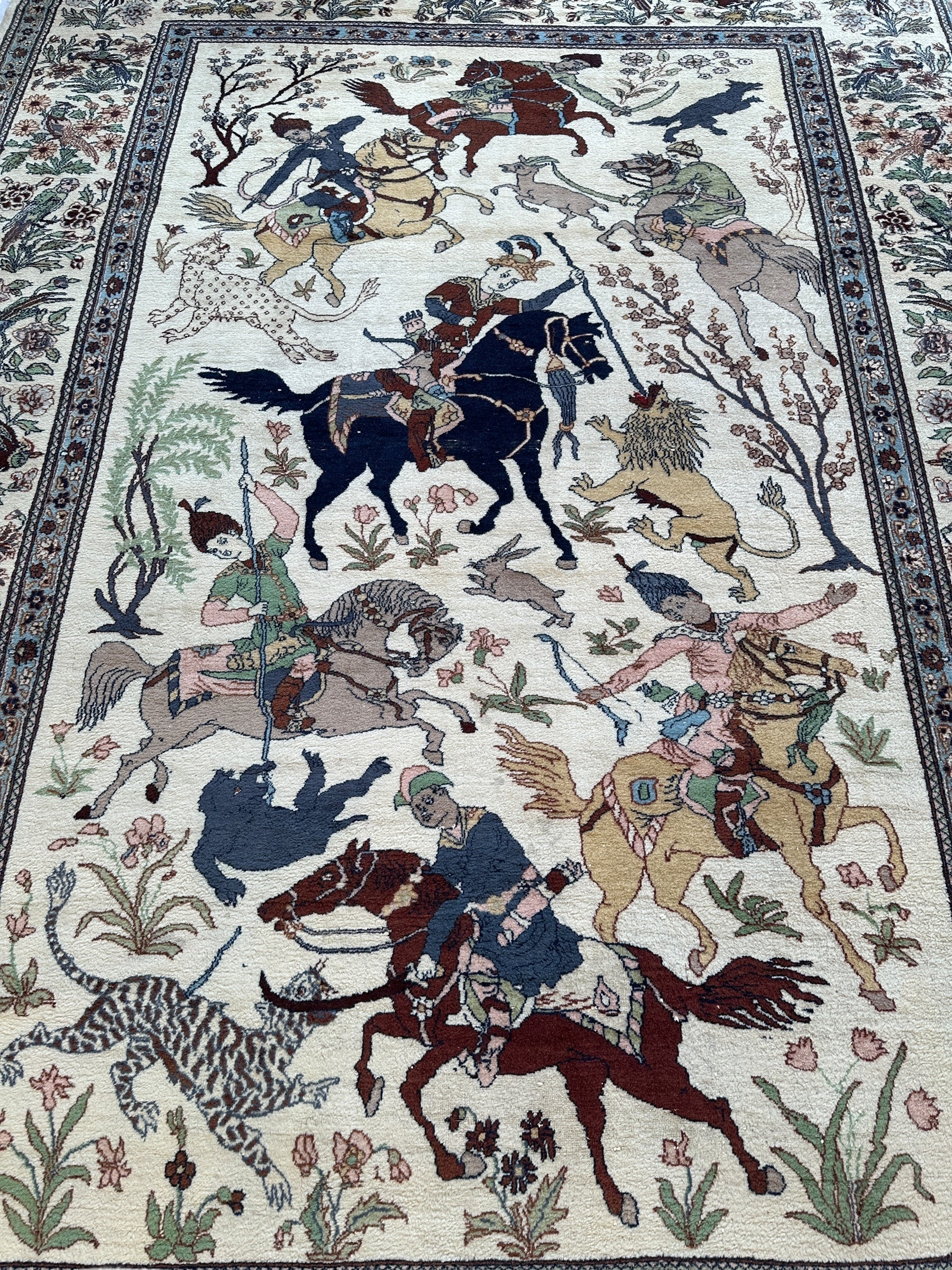 Hand-Knotted Lahore Hunting Scene Wool Rug – 8’ x 11’3” – Vintage 1950s by Rugistan - product image 3 for Resin Society