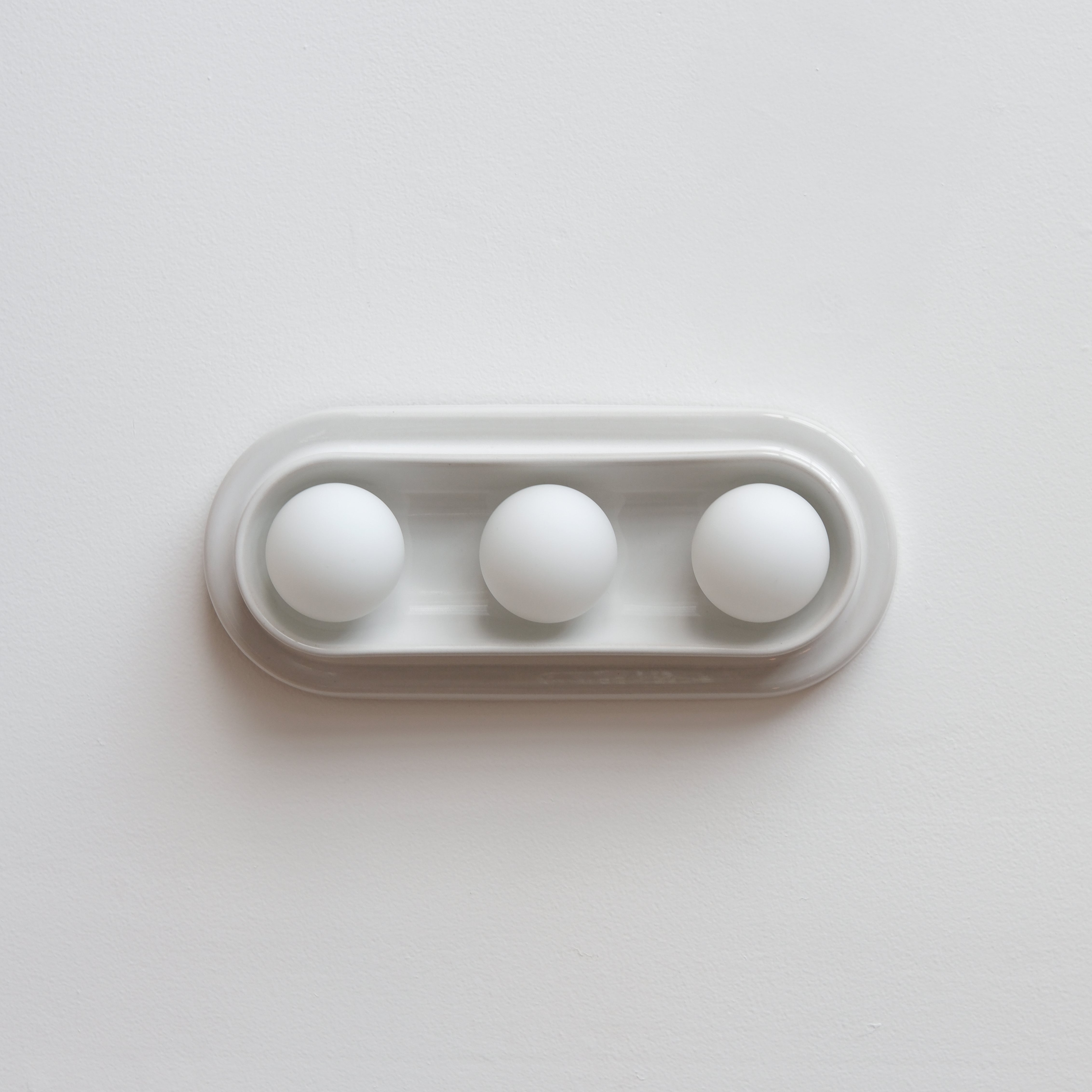 Q Triple Sconce by Misewell - product image 10 for Resin Society