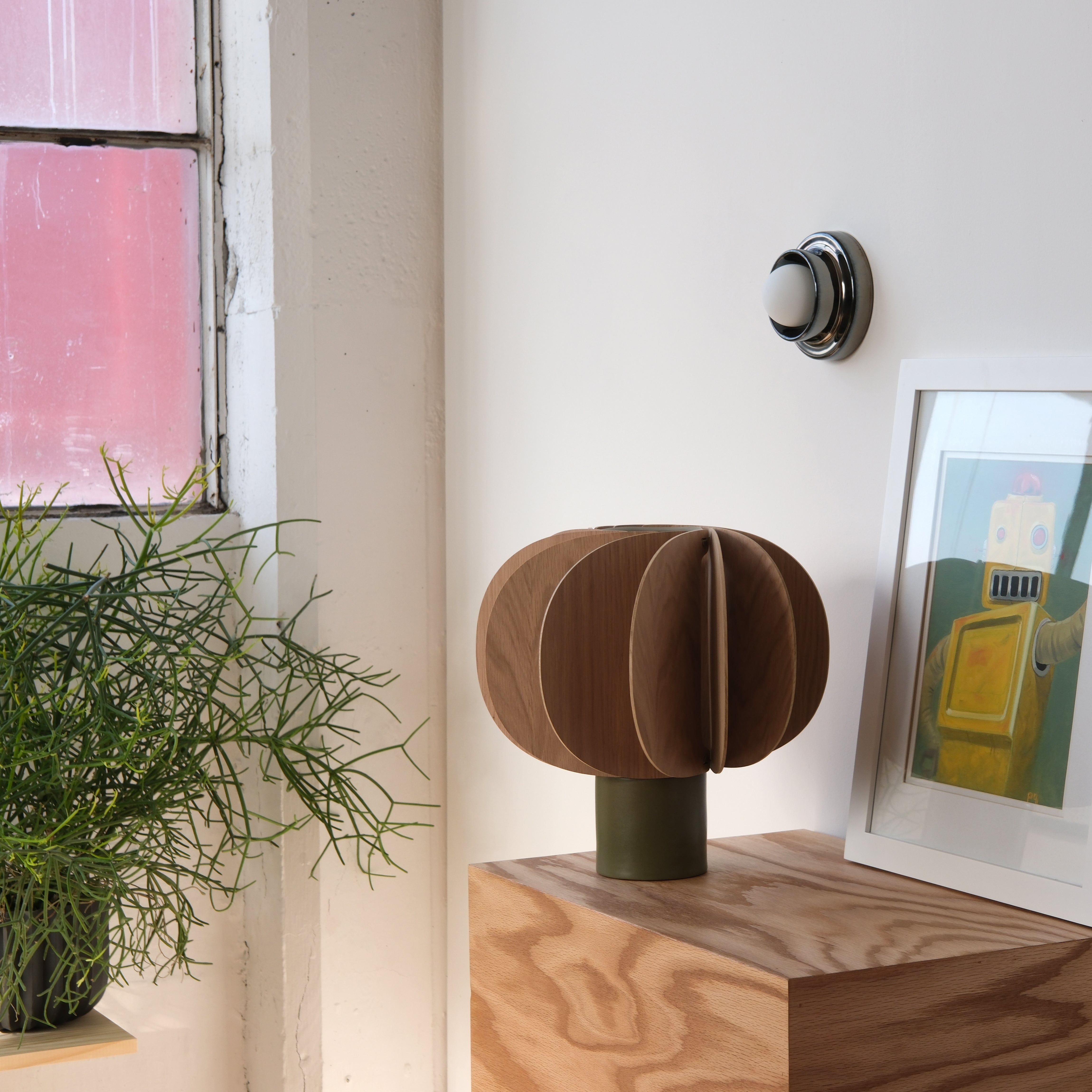 Fin Table Lamp by Misewell - product image 4 for Resin Society