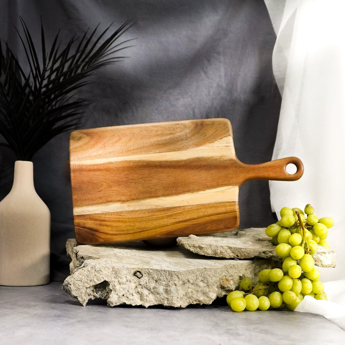 Medium Cutting Board