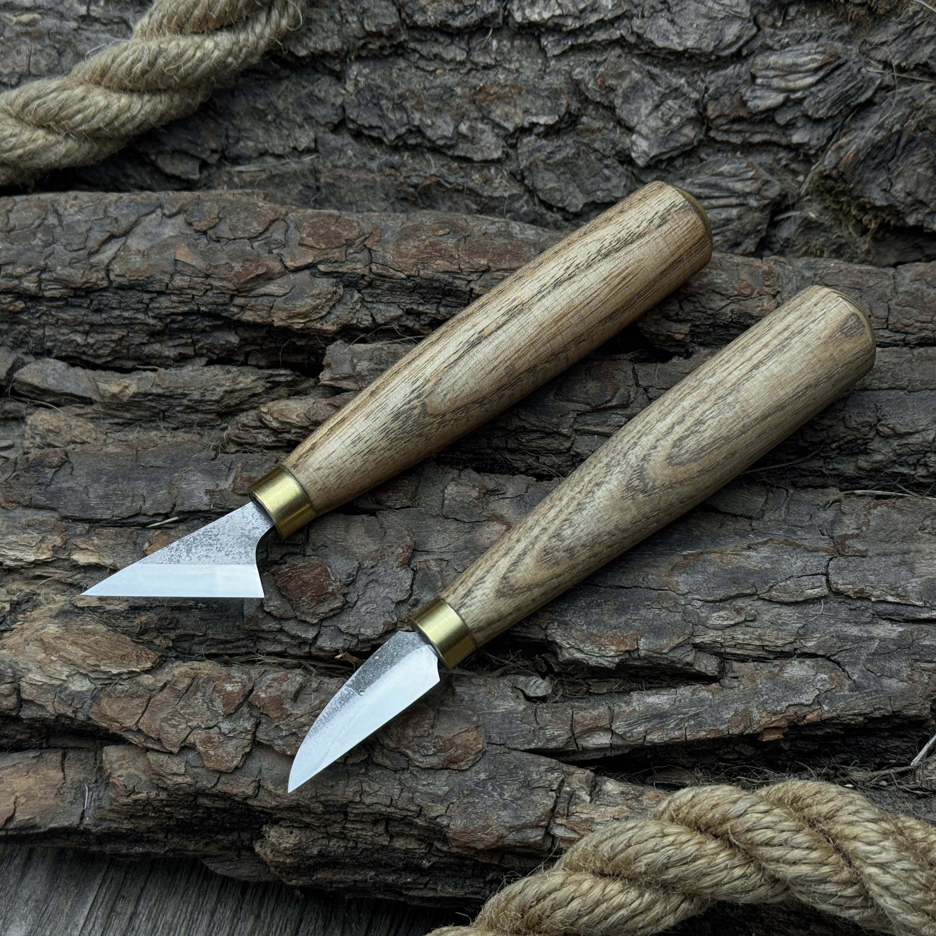2-Piece Chip Carving Knife Set with hand-forged blades and ash wood handles
