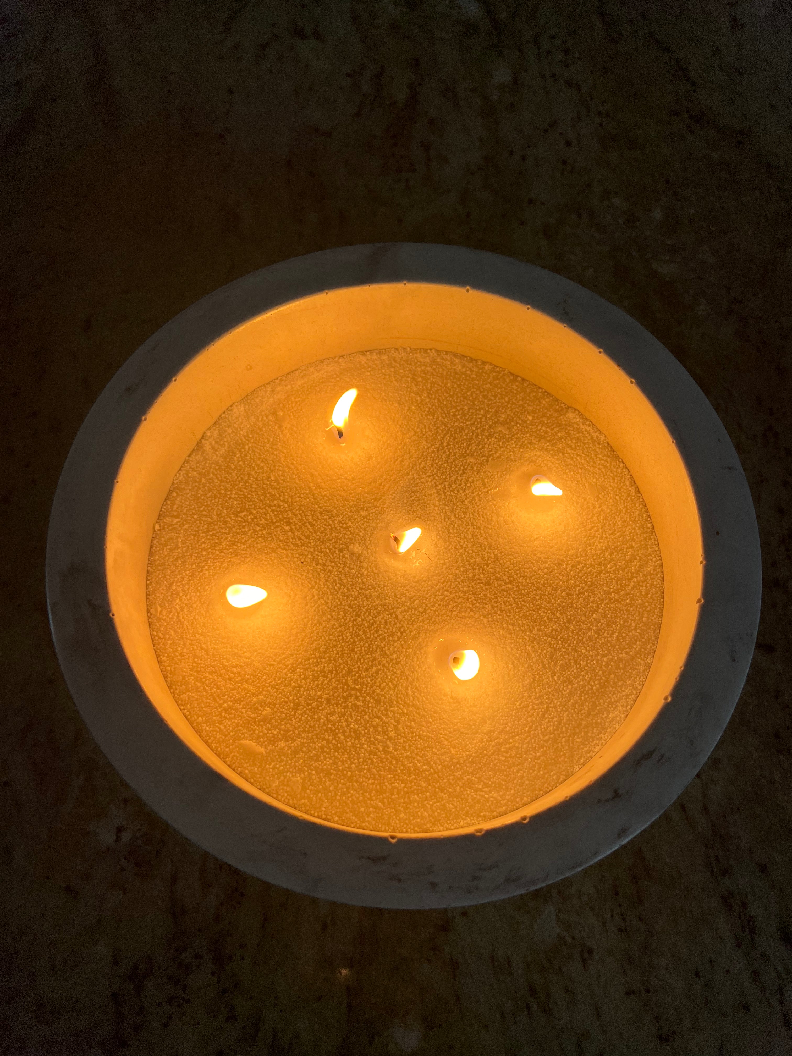 Vela Classic Candle Vessel in White and Charcoal, handcrafted concrete candle container
