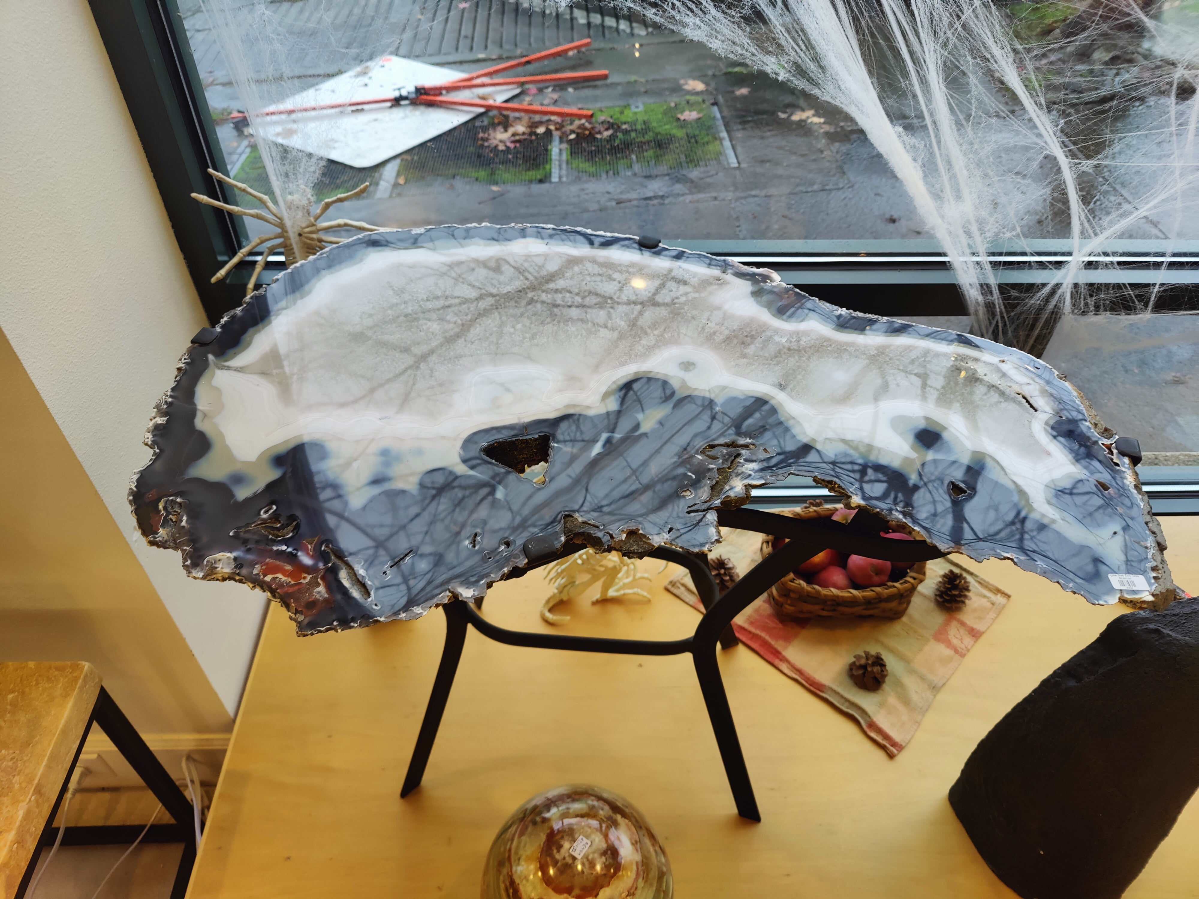 Agate Slab End Table by Rare Earth Gallery - product image 2 for Resin Society