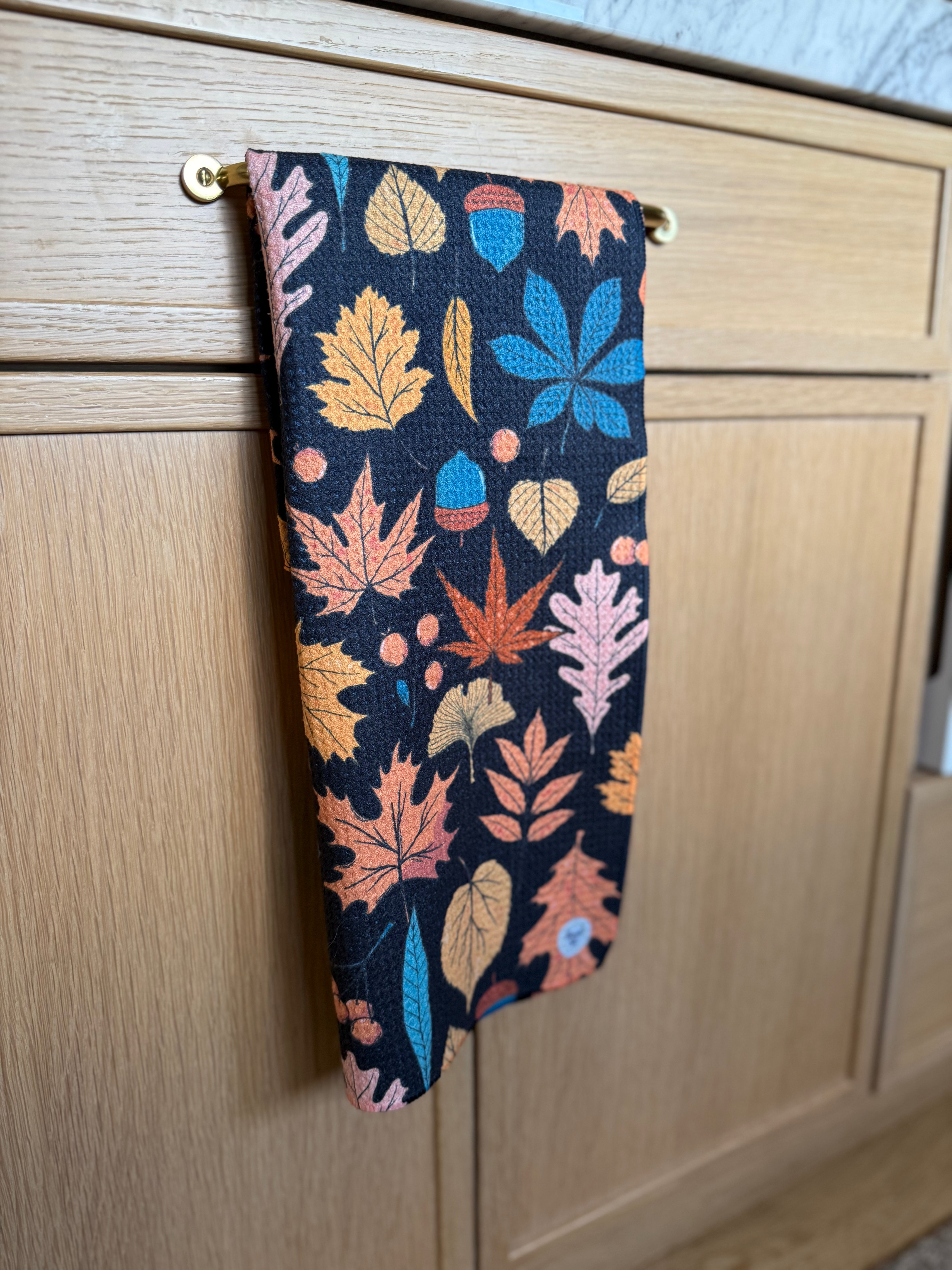 FALLING LEAVES by DesertAqua - product image 3 for Resin Society