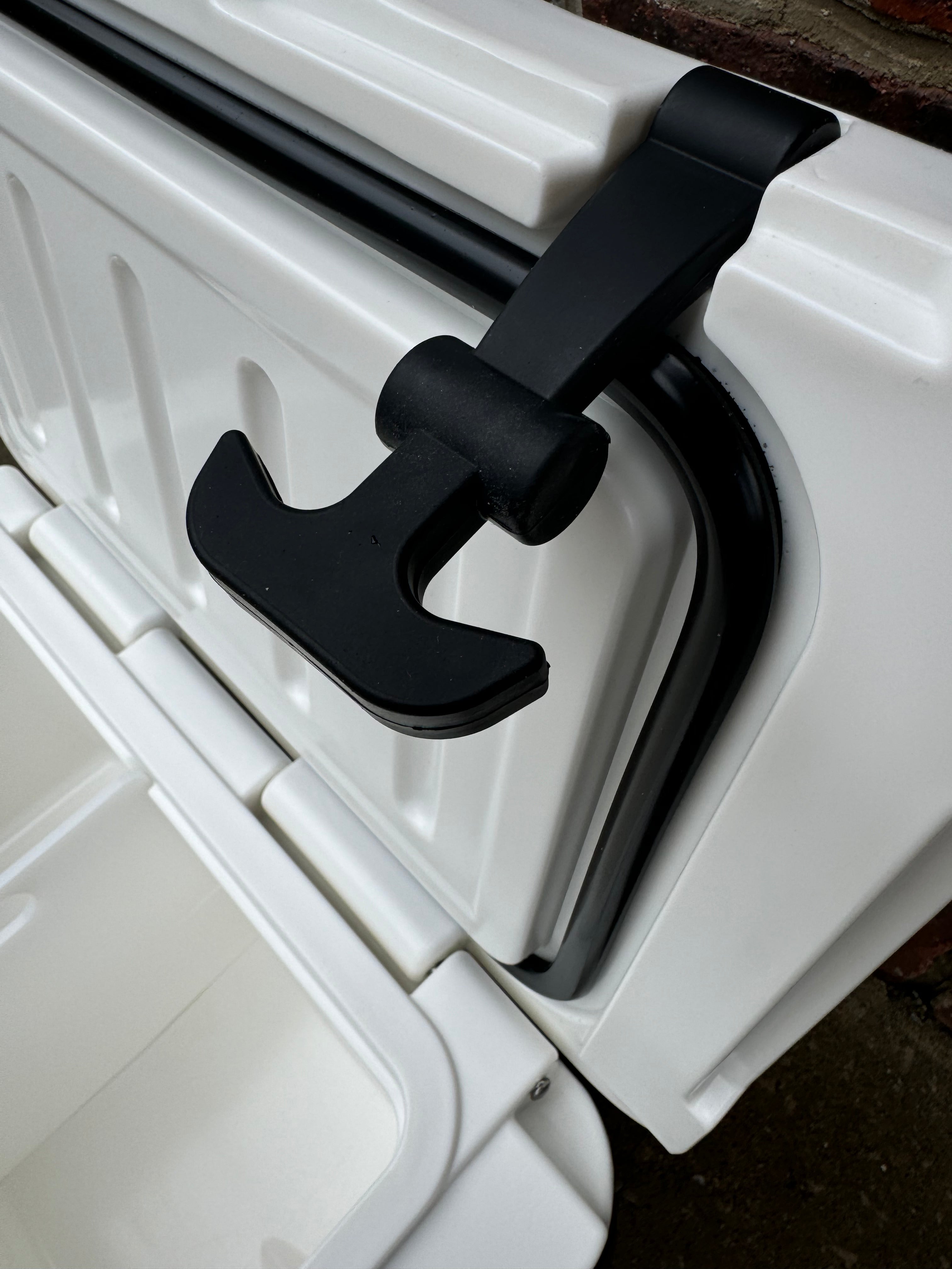 Polar Bear 20 Hard Cooler by Polar Bear Coolers - product image 4 for Resin Society