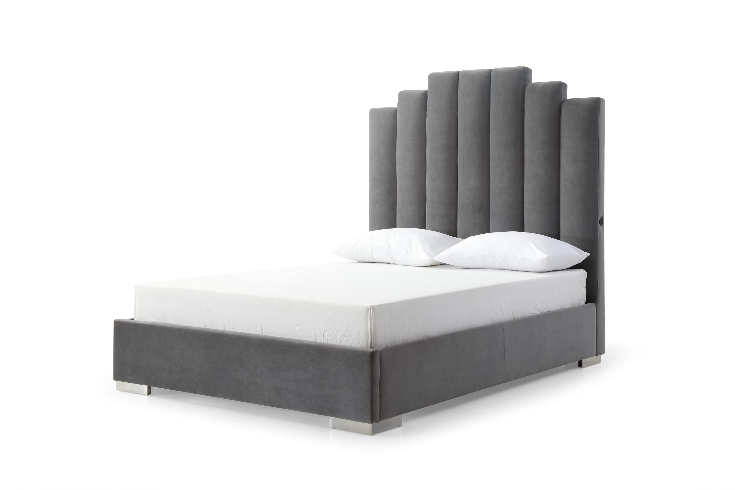 Jordan Queen Bed detail image - Resin Society