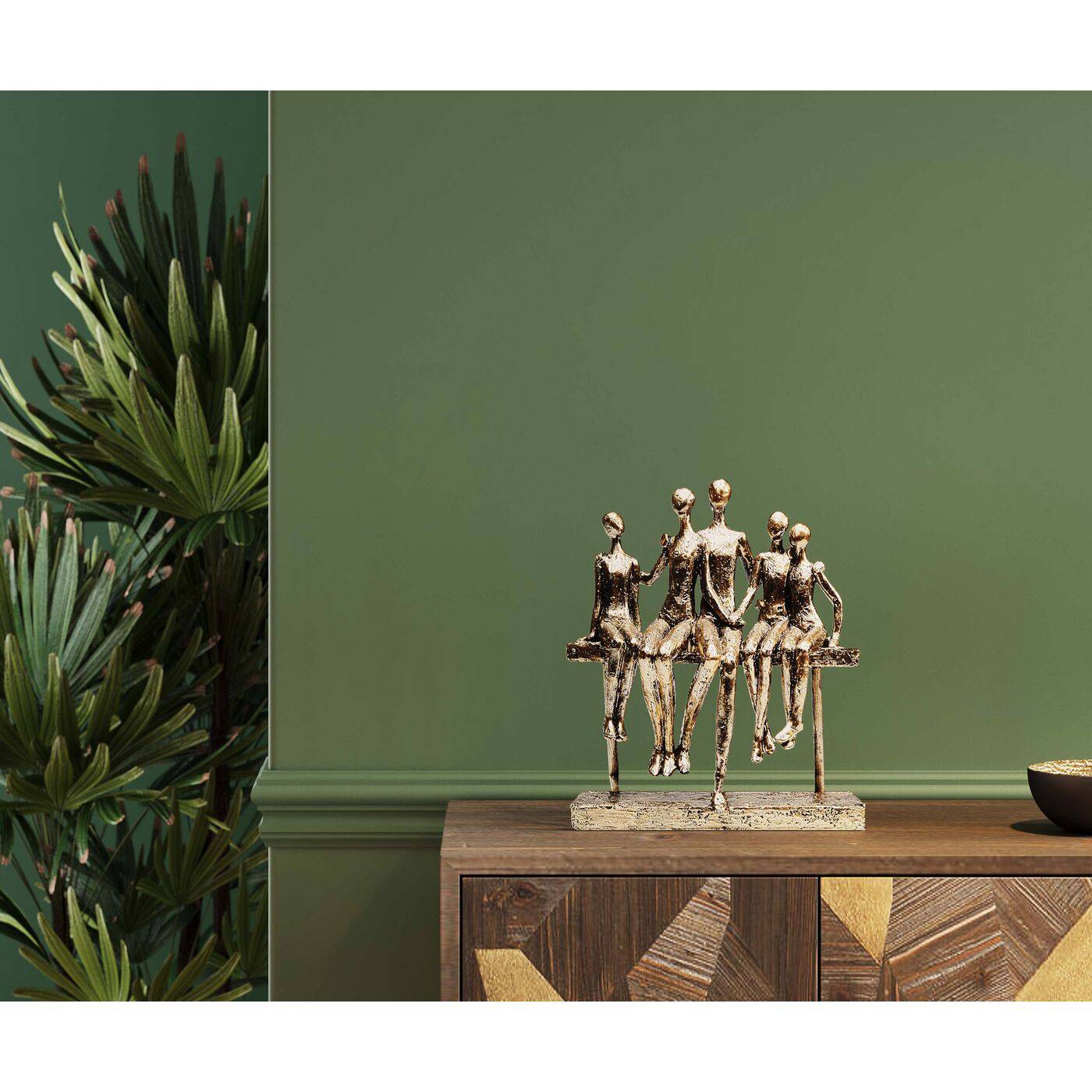 Deco Figurine Sitting Break 24cm