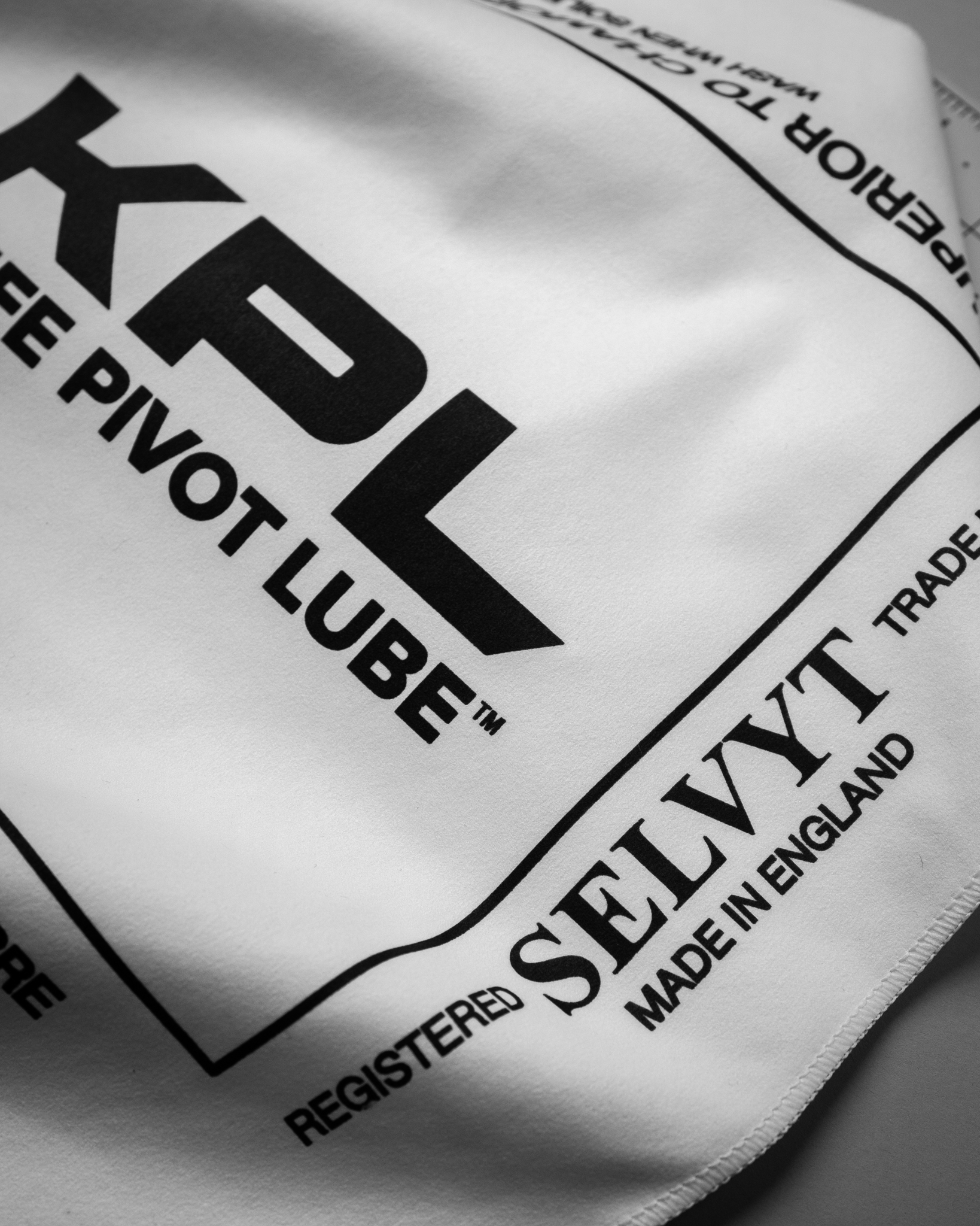 KPL ULTIMATE Microfiber Cloth detail image - Resin Society