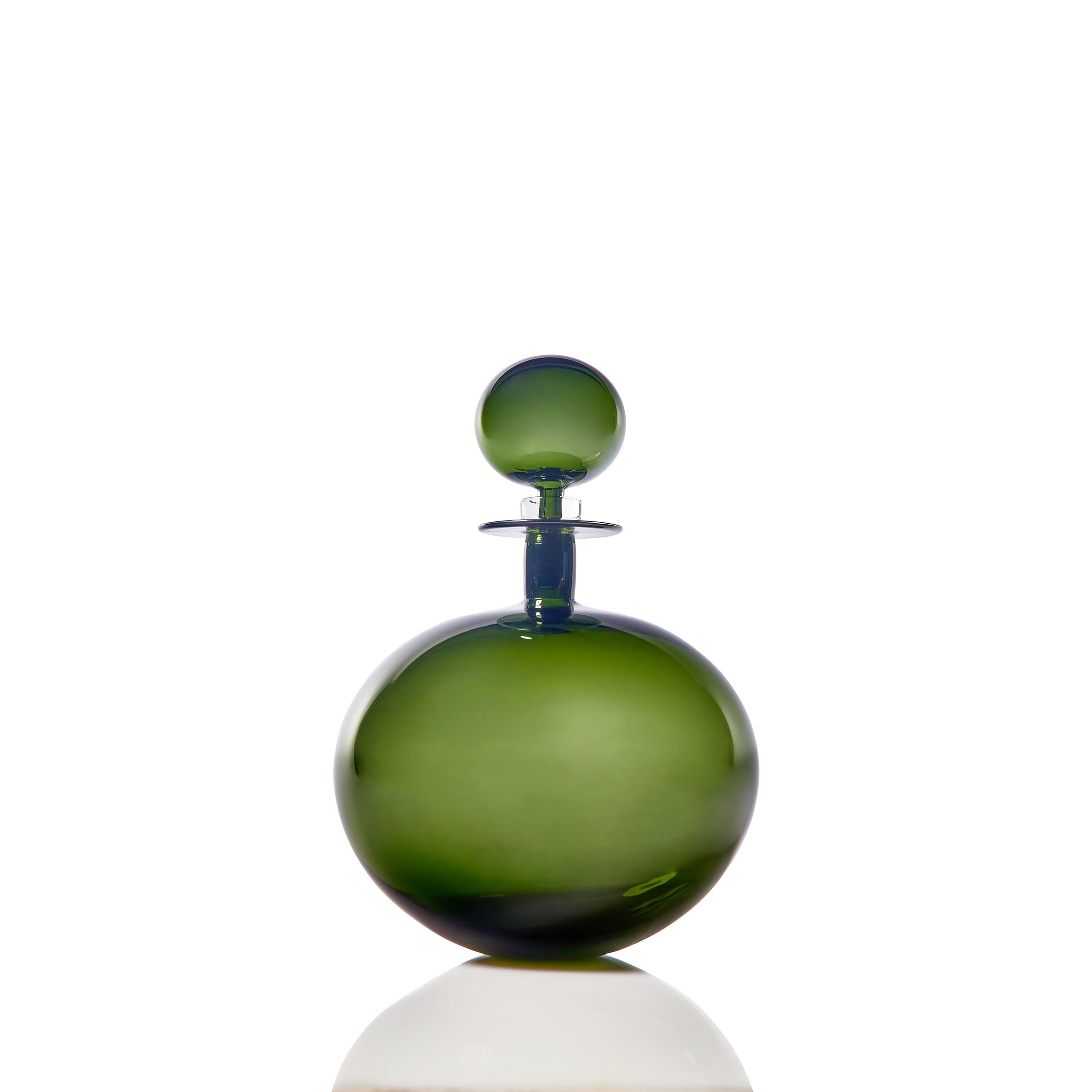 Large Low Round Decanter by Joe Cariati - product image 6 for Resin Society