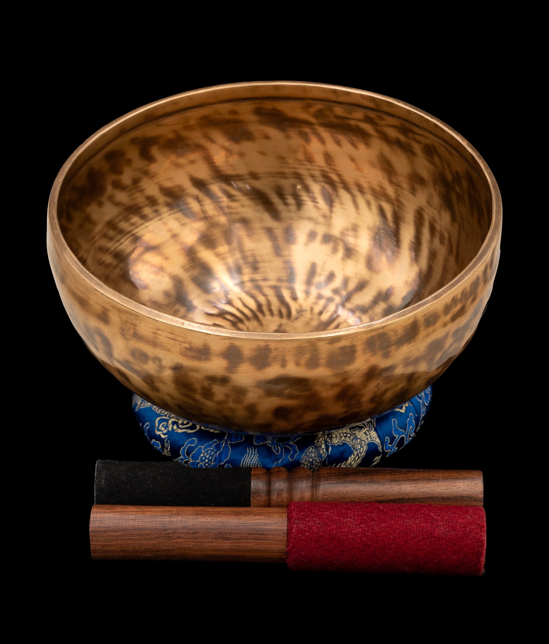 New Thadobati Tibetan Singing Bowl with tiger finish and wooden mallet