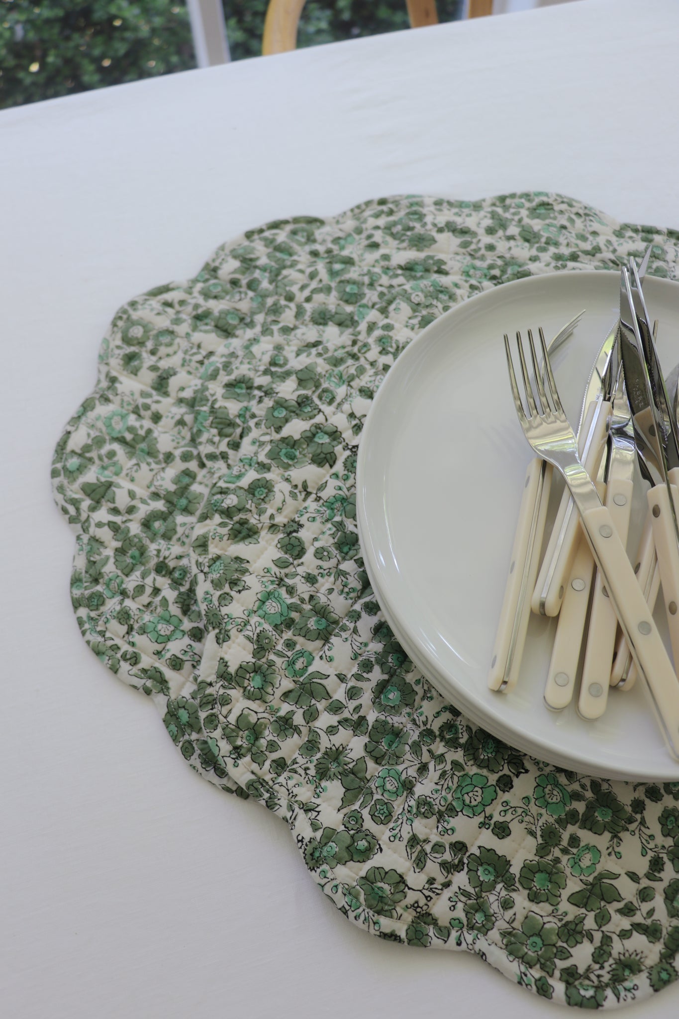Olive Floral Scalloped Placemats (Set of 4) by Sarah Spiegel - product image 3 for Resin Society