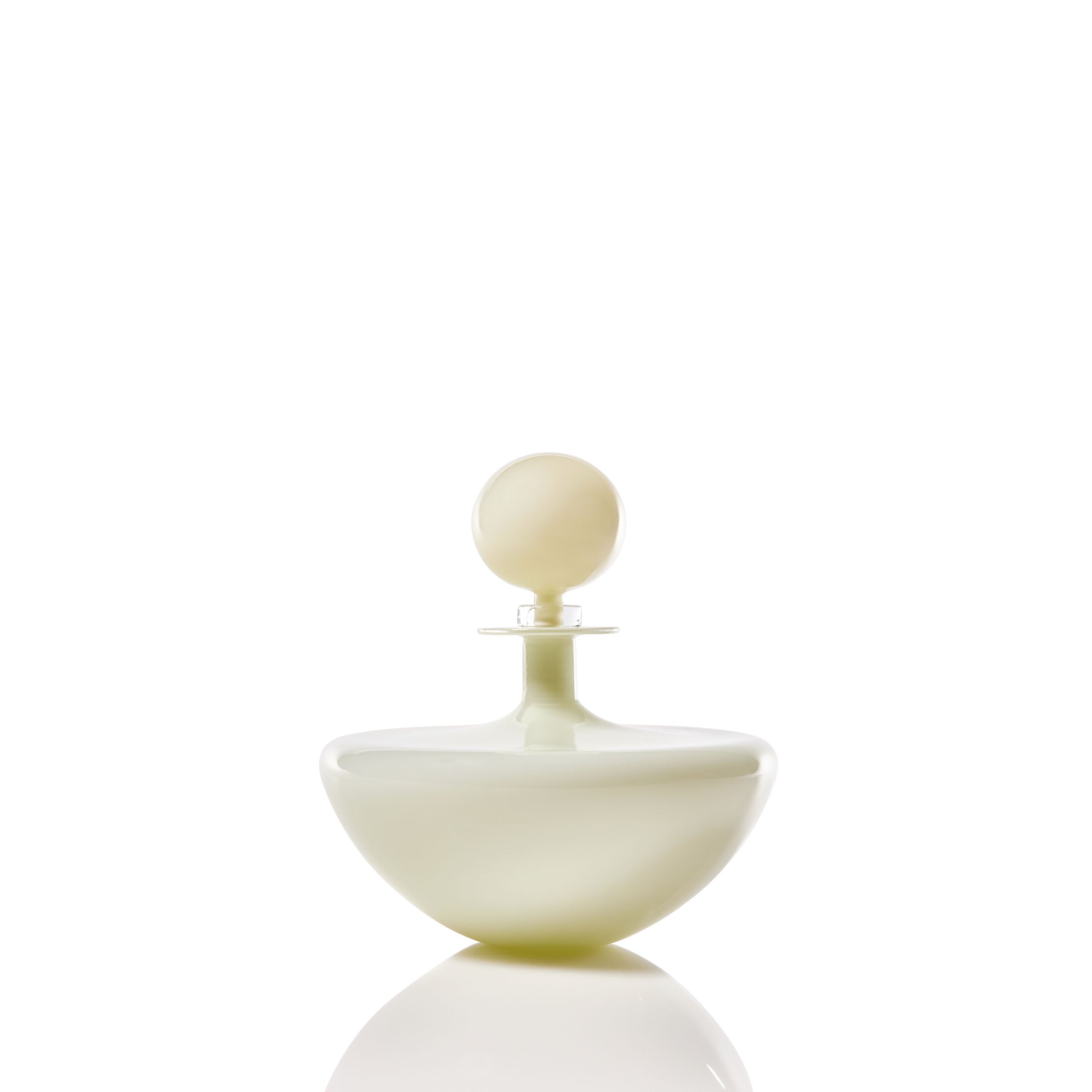 Petite Low Arc Decanter by Joe Cariati - product image 10 for Resin Society