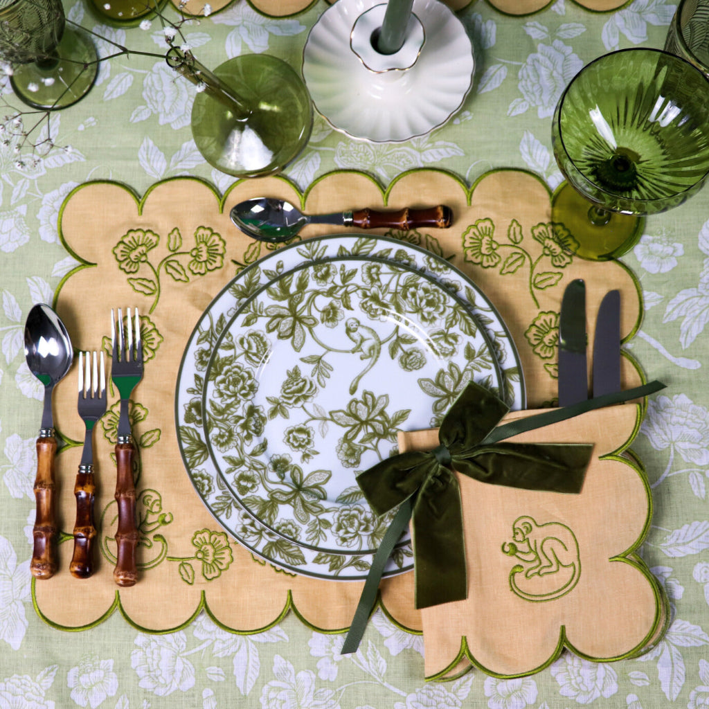 Pembroke Safari Dinner Plate - Set of 4 (+1 Bonus Plate) by Ro'Table - product image 8 for Resin Society