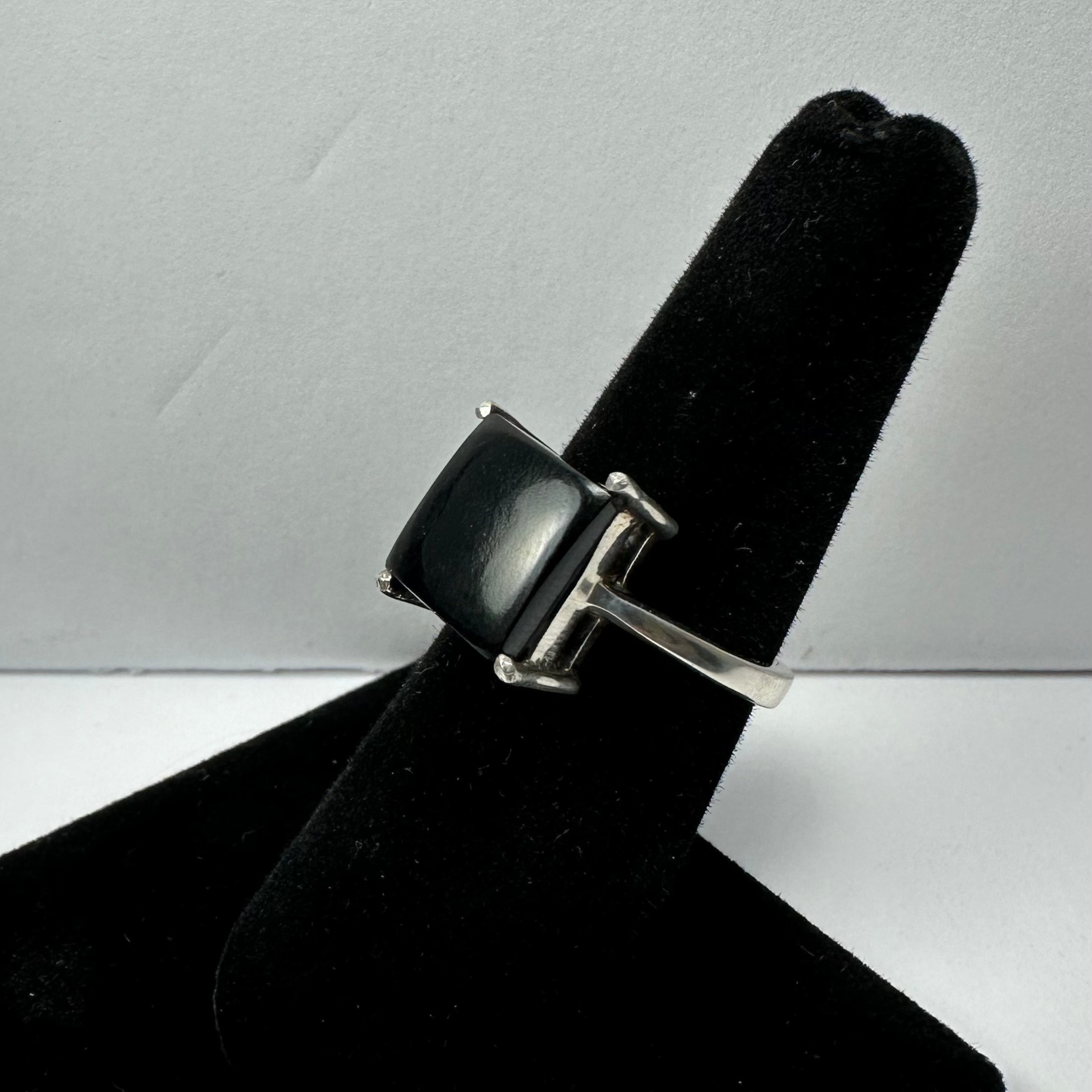 Black Onyx Ring - Size 6.5 by Rare Earth Gallery - product image 4 for Resin Society