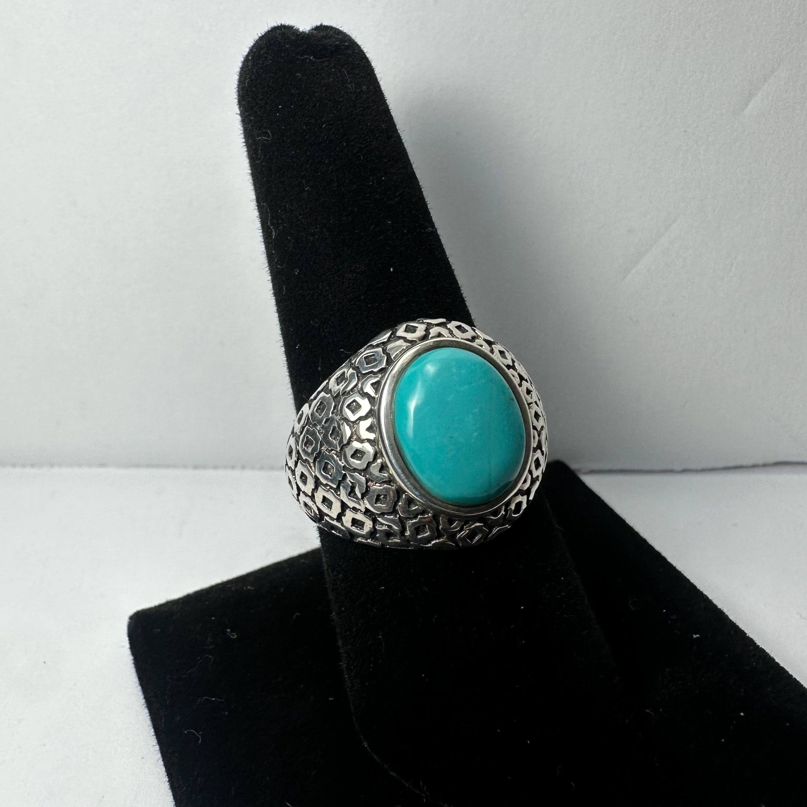 Turquoise Ring - Size 8 by Rare Earth Gallery - product image 4 for Resin Society