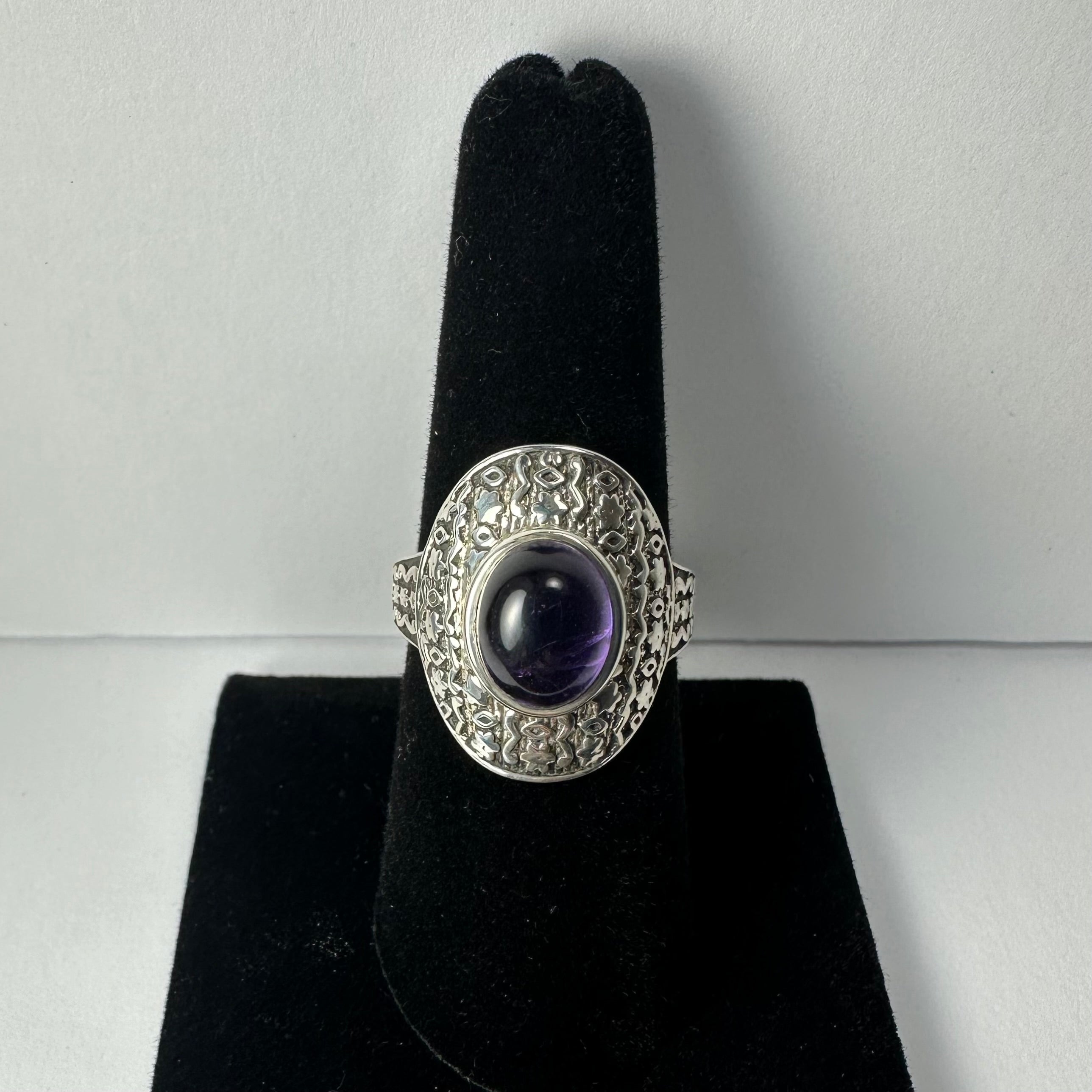 Amethyst Ring - Size 8 by Rare Earth Gallery - product image 2 for Resin Society