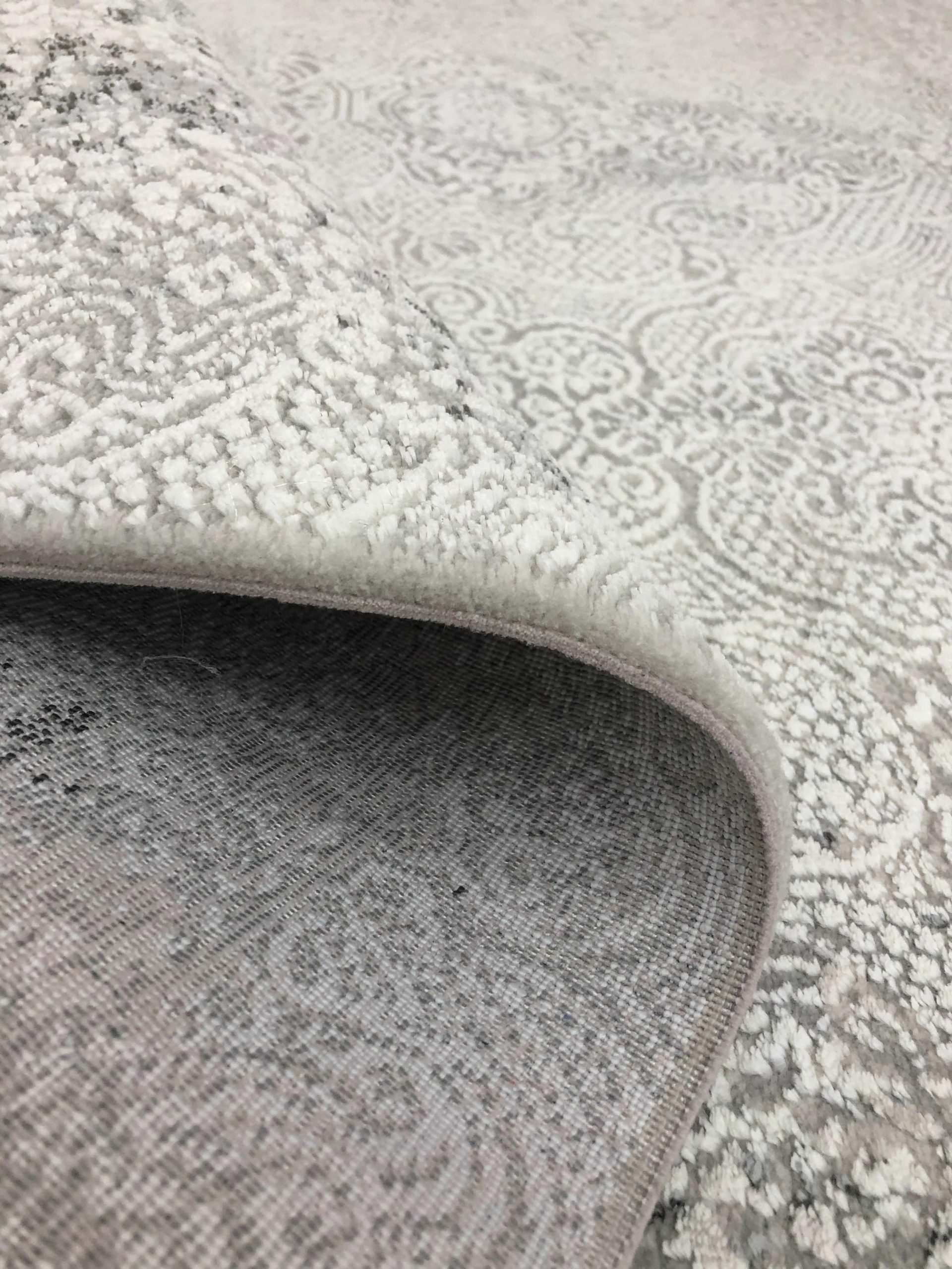 Joya Rug detail image - Resin Society