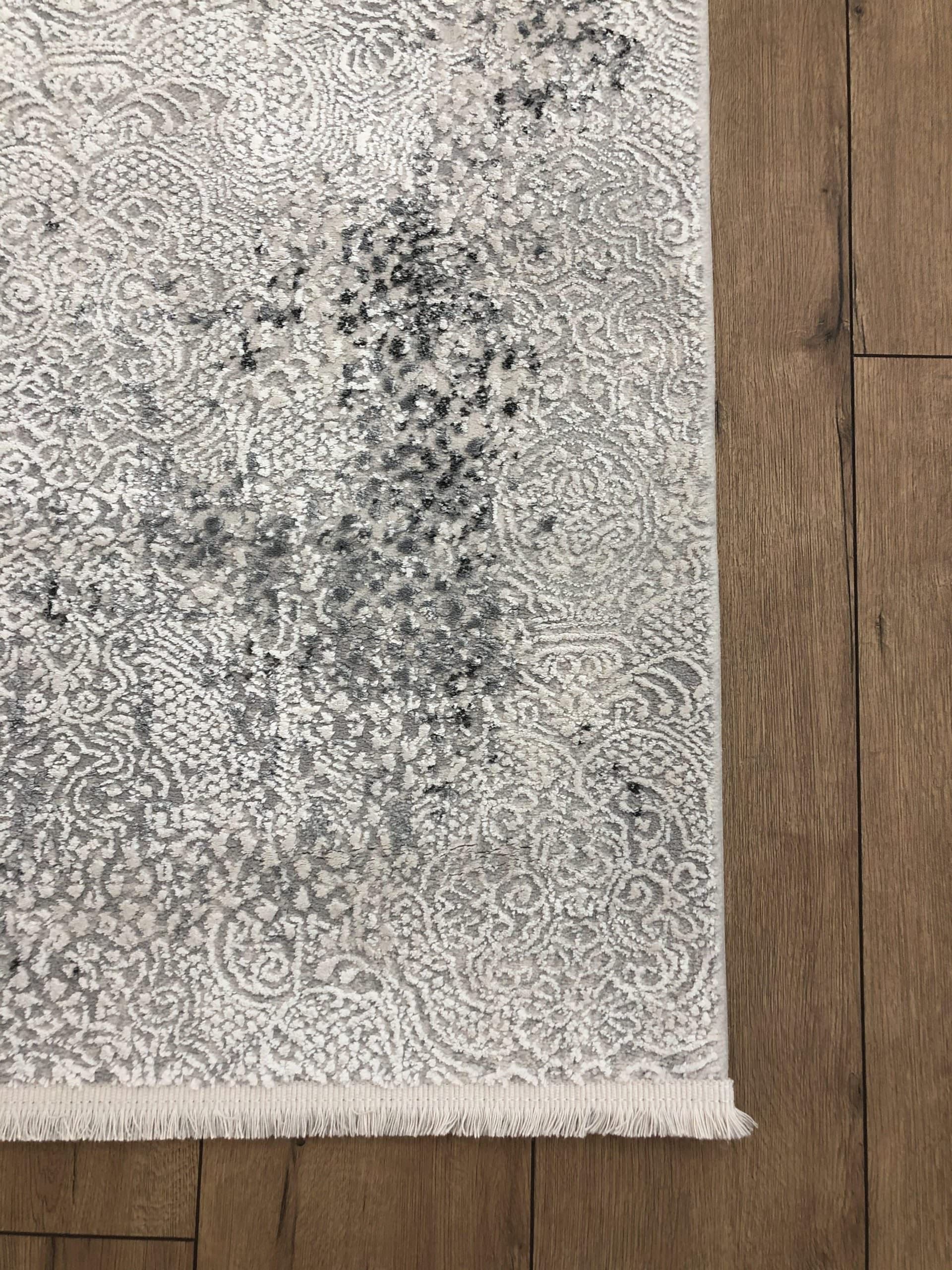 Joya Rug detail image - Resin Society