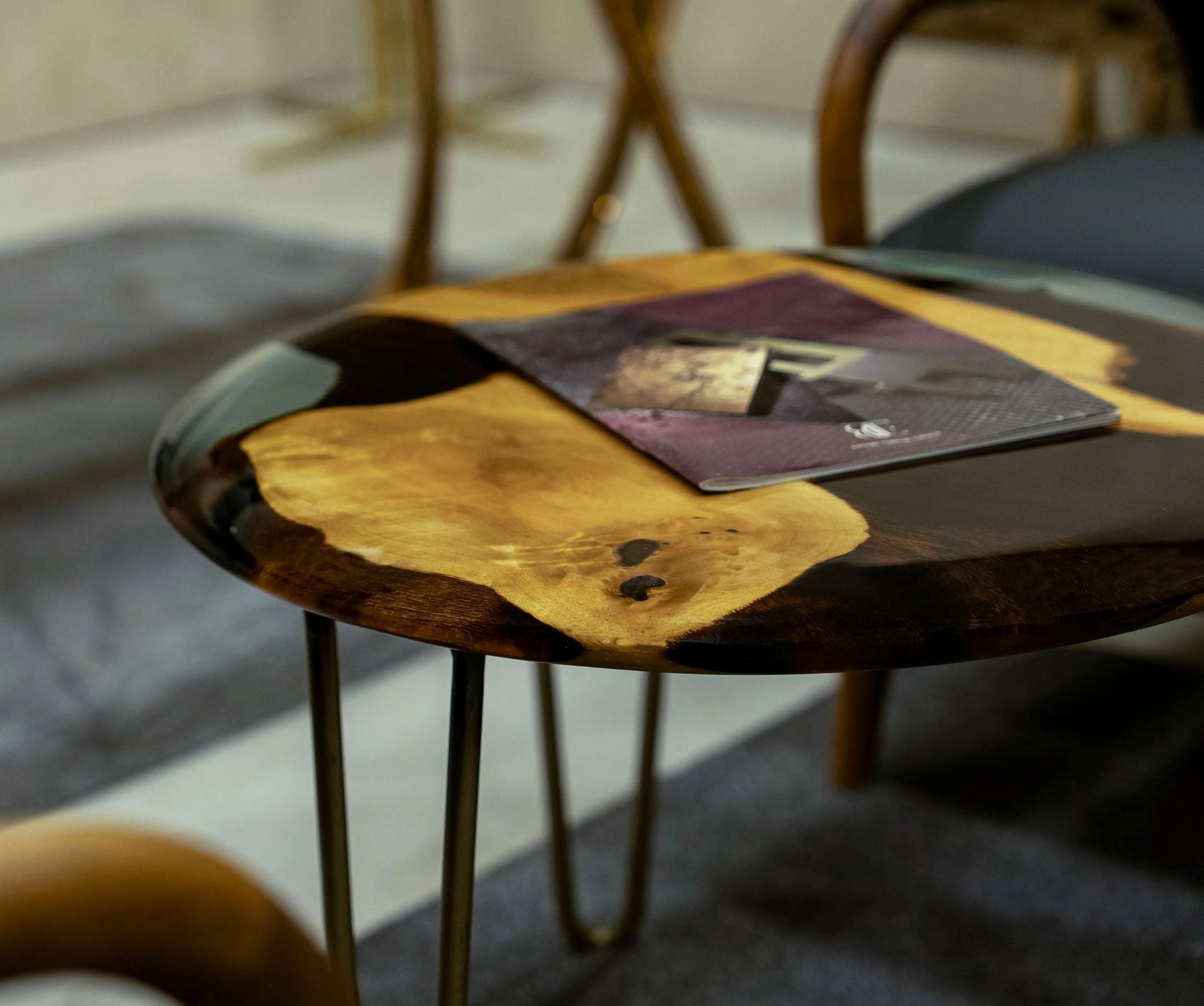 Round Side - End - Accent Table with rounded edge by Gizz - product image 5 for Resin Society