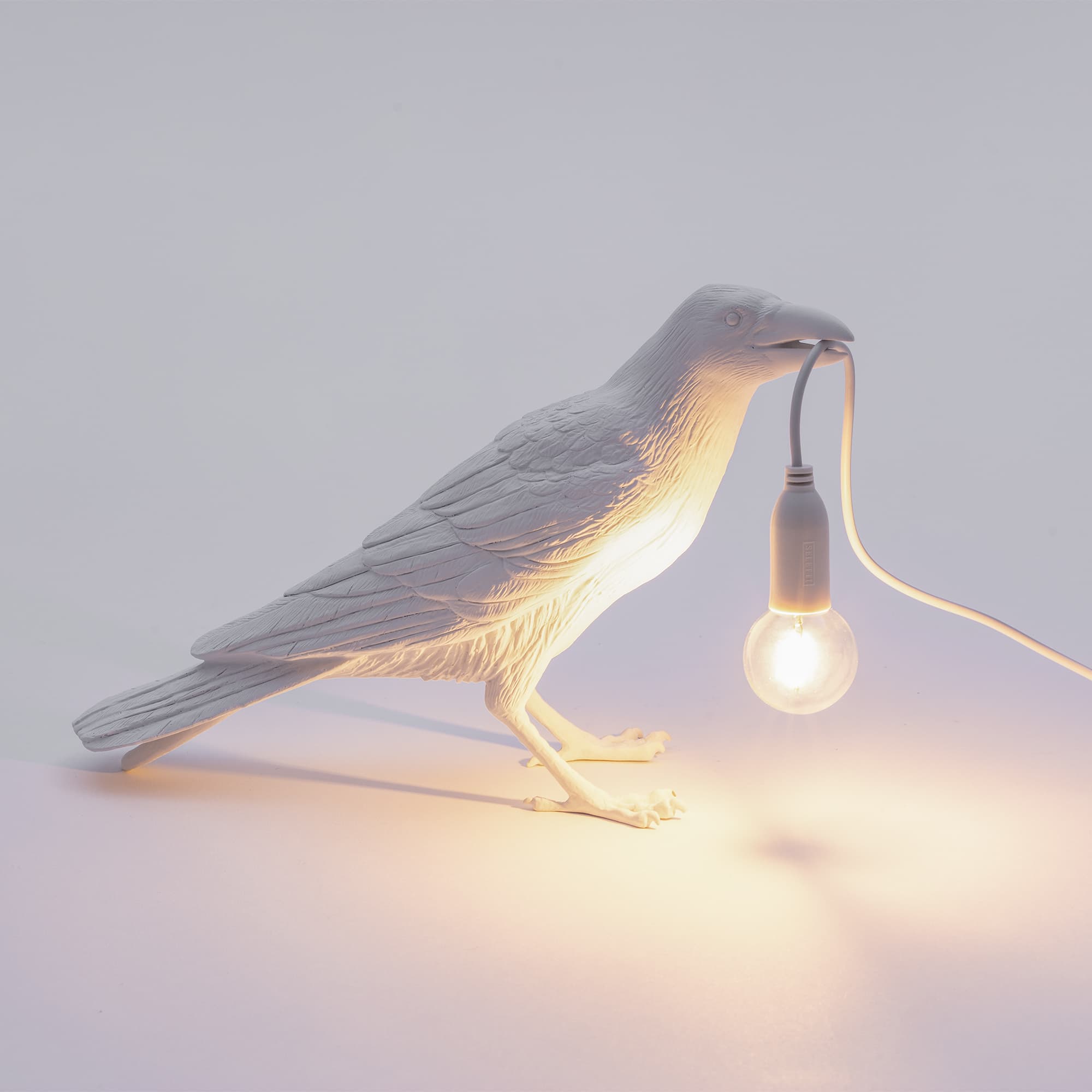 Bird Lamp White Waiting OUTDOOR detail image - Resin Society