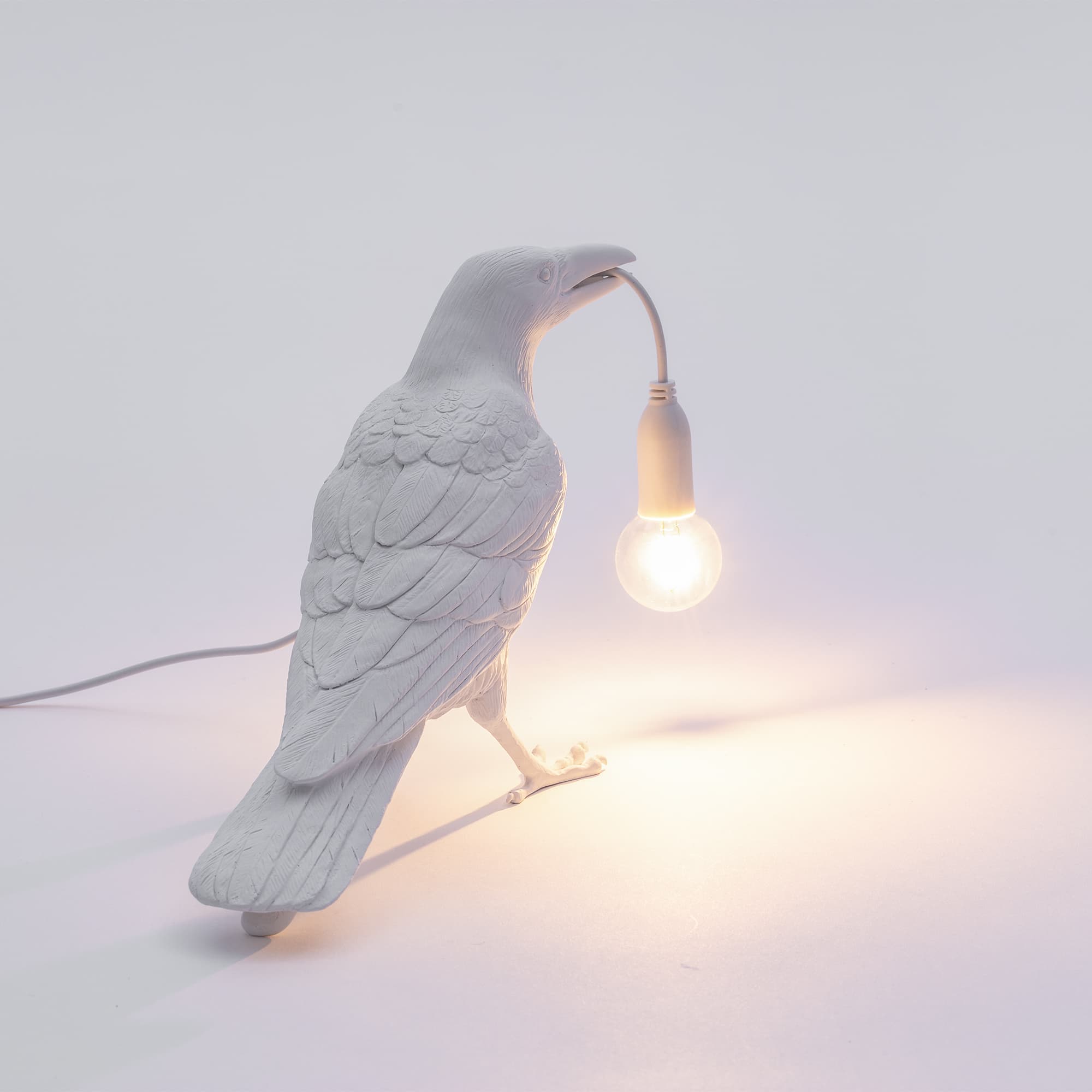 Bird Lamp White Waiting detail image - Resin Society