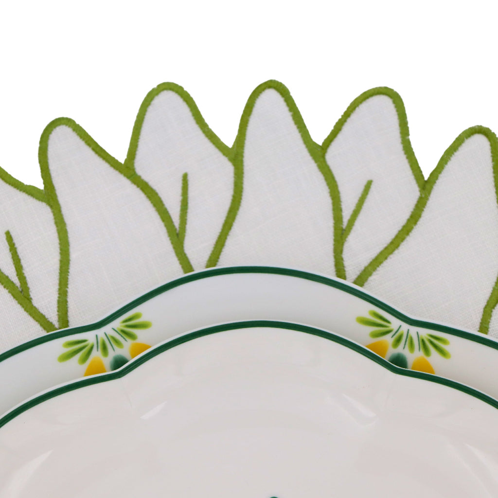 Valensole Lavender Scalloped Starter Plate - Set of 4 (+1 Bonus Plate) by Ro'Table - product image 4 for Resin Society