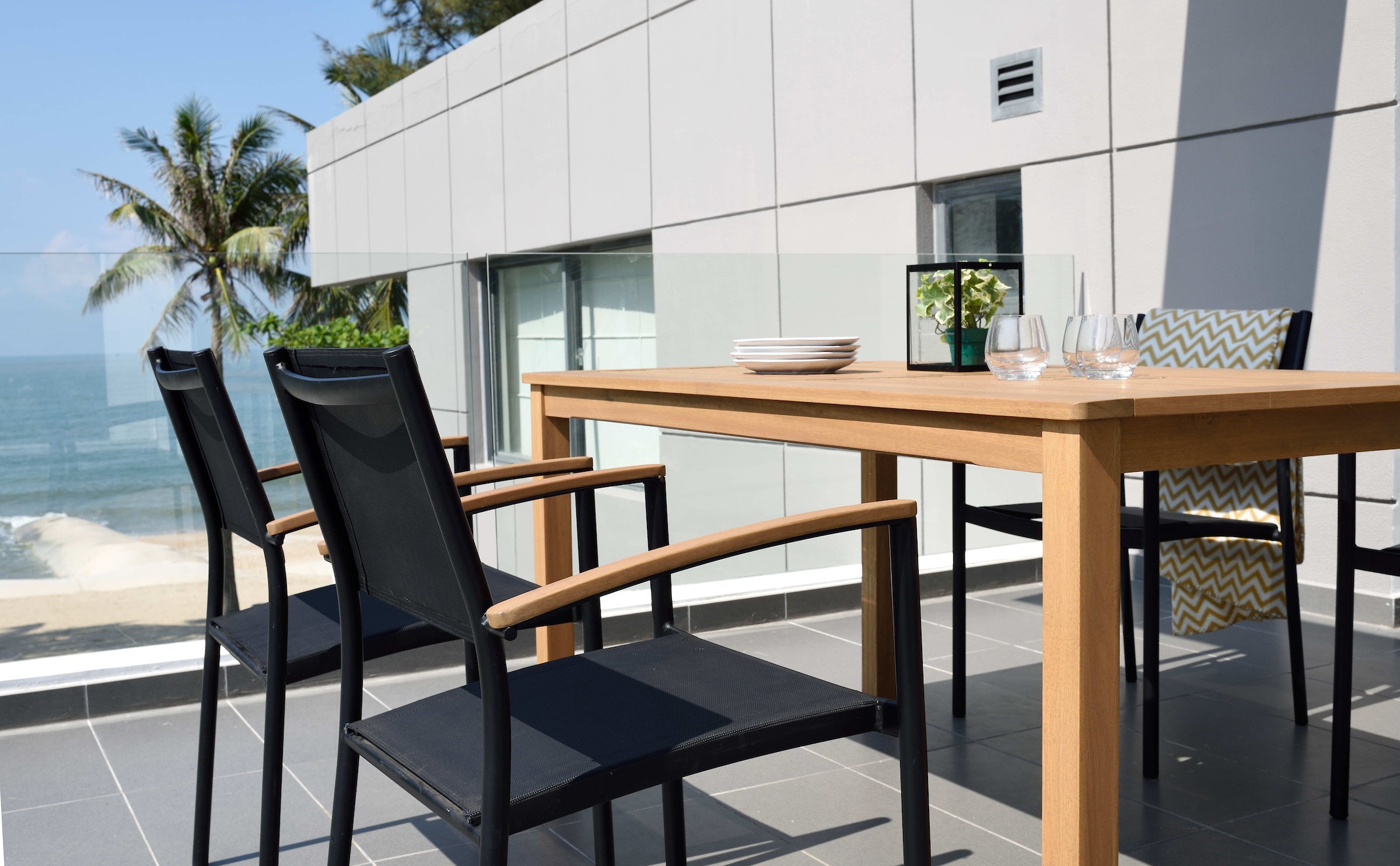 Orlando Rectangular Table and Vera Armchair Dining Set by LifestyleGarden US - product image 3 for Resin Society