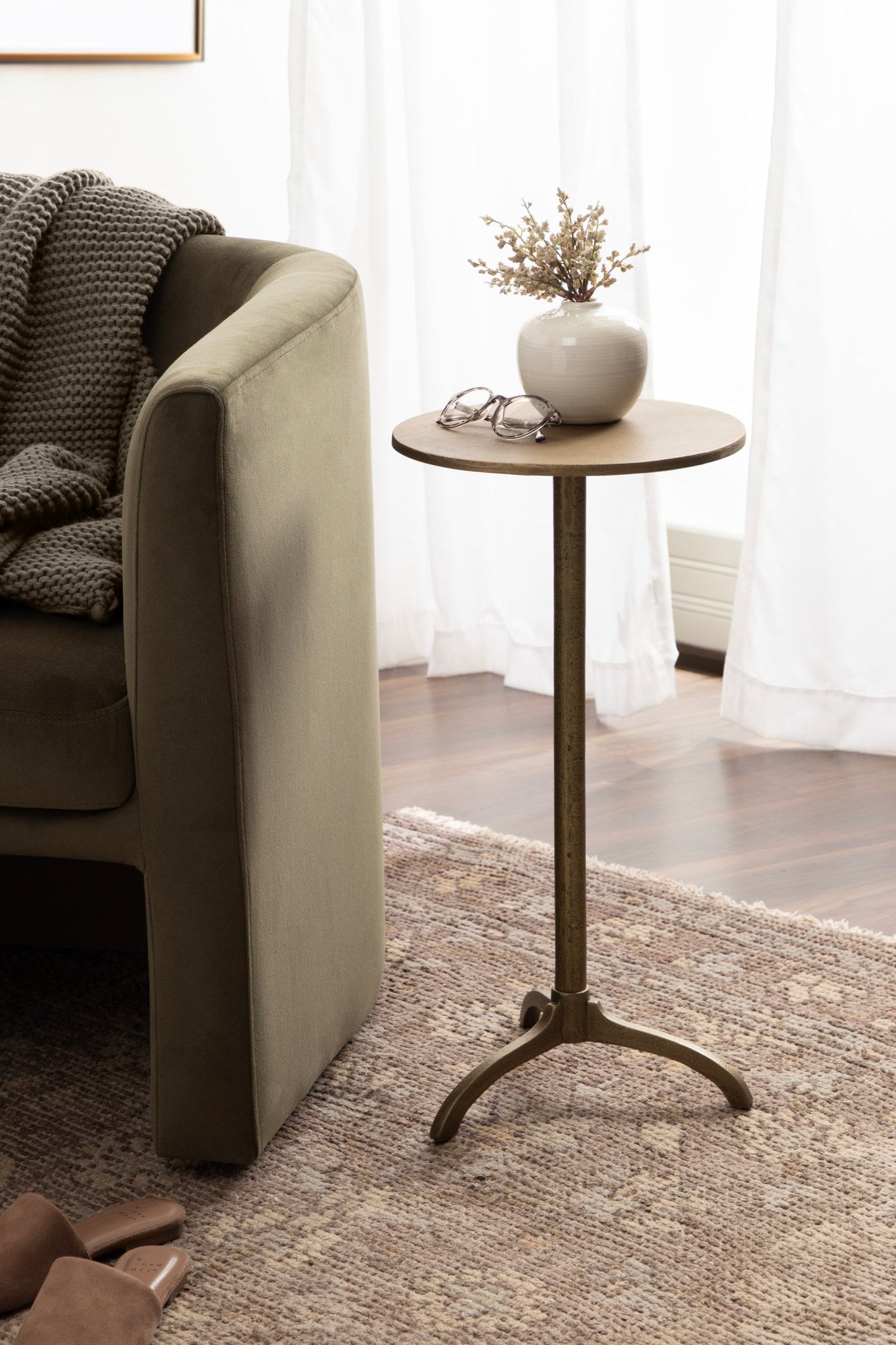 Henshall Metal Round Side Table