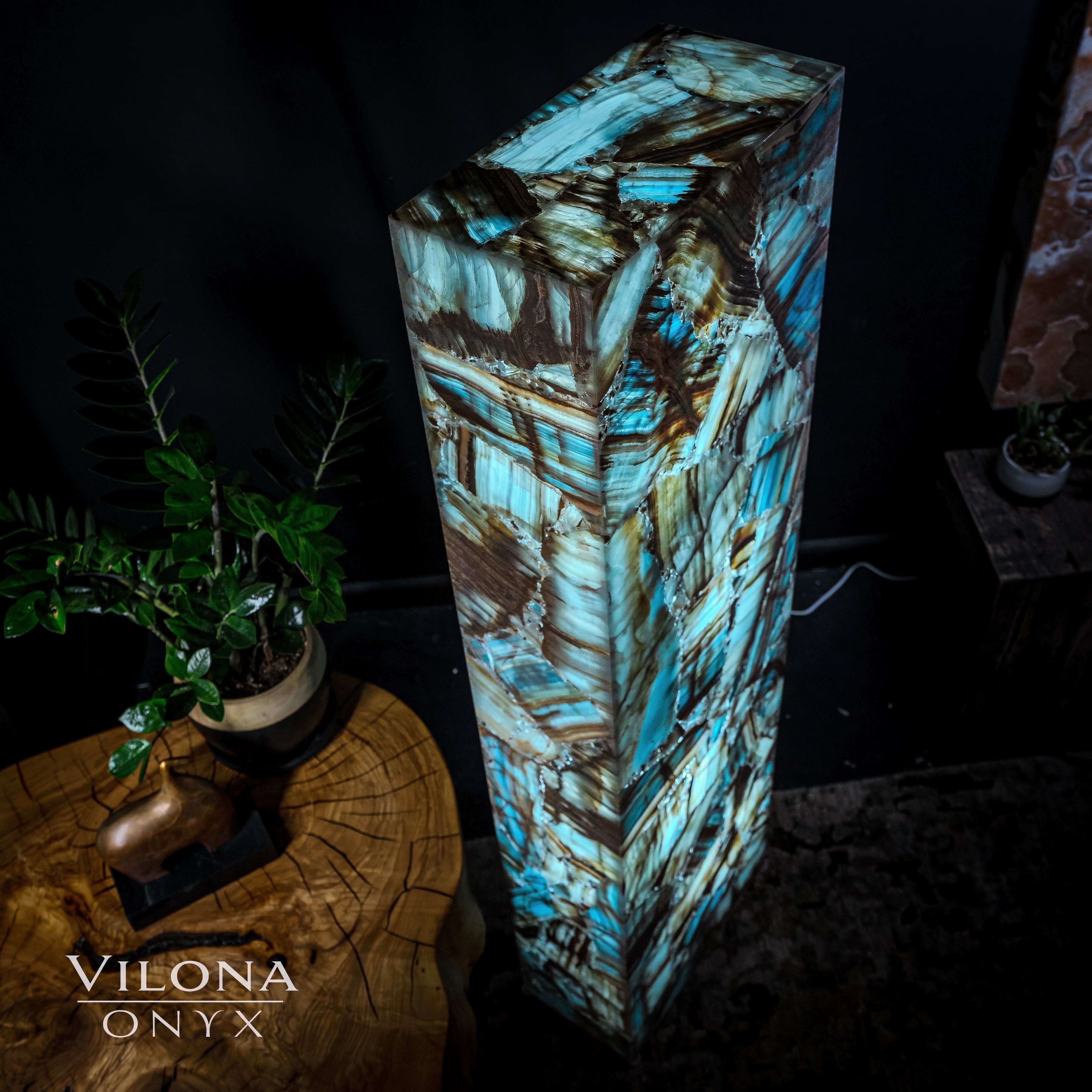 Argentina Blue Onyx Floor Lamp by Vilona Onyx - product image 6 for Resin Society