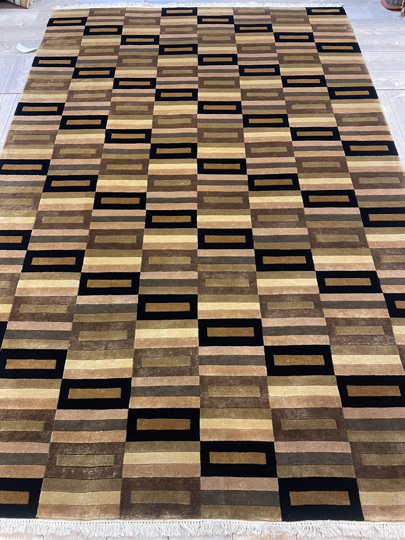 Beautifull Hand Knotted Nepali Geometric Area Rug 6x9 Ft by Rugistan - product image 2 for Resin Society