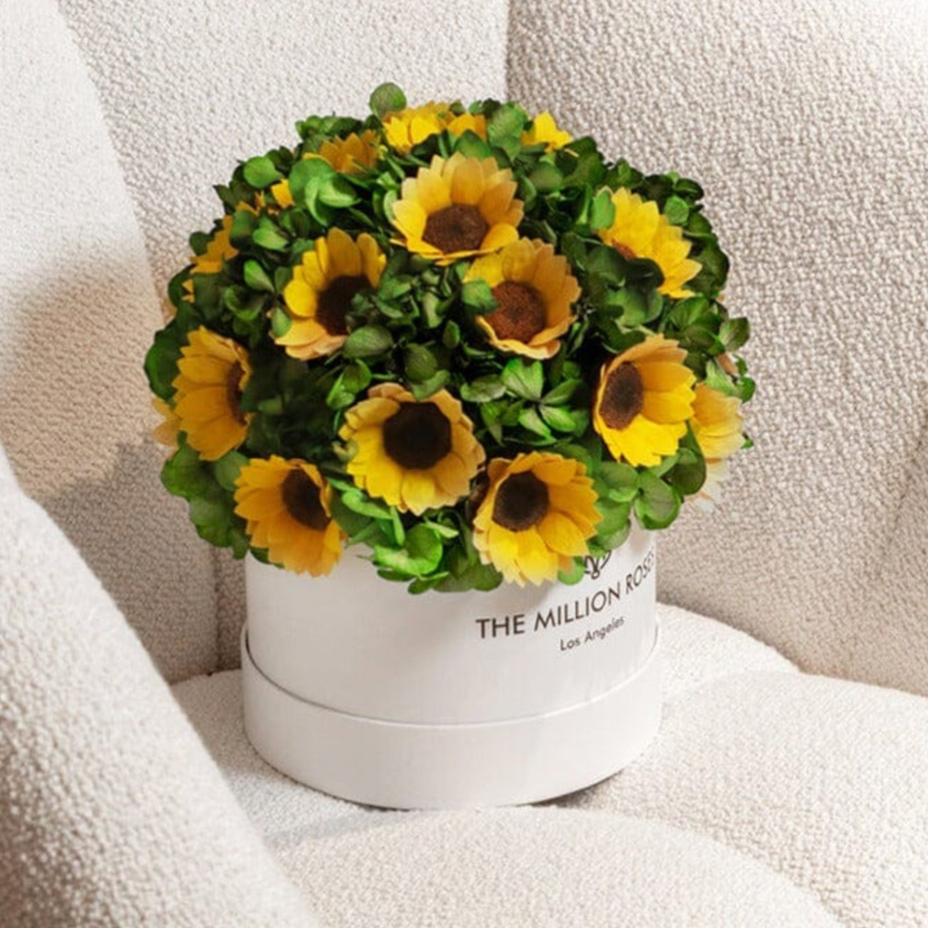 Classic White Box by The Million Roses - product image 5 for Resin Society