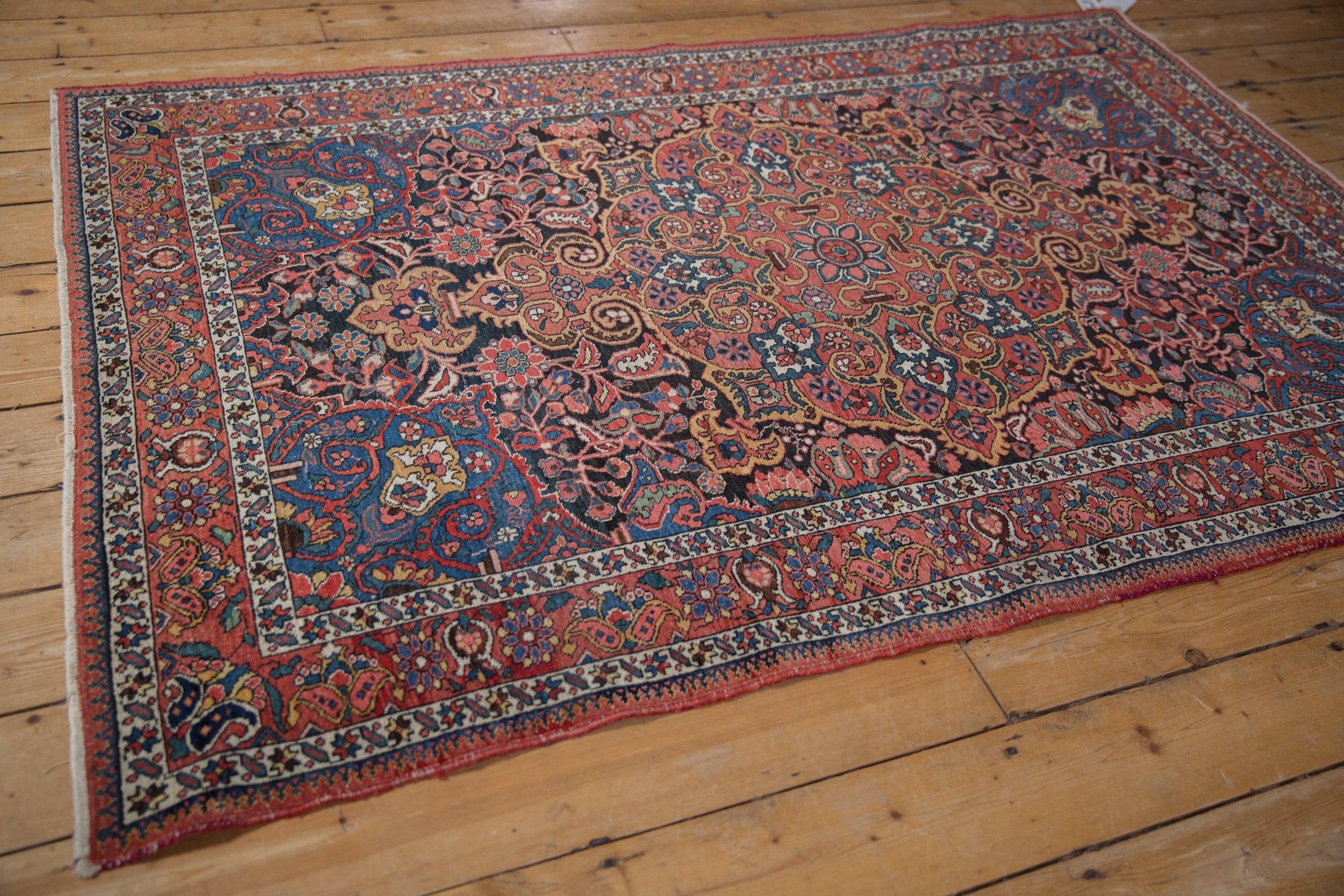 4.5x6.5 Vintage Isfahan Rug by Old New House® - product image 5 for Resin Society