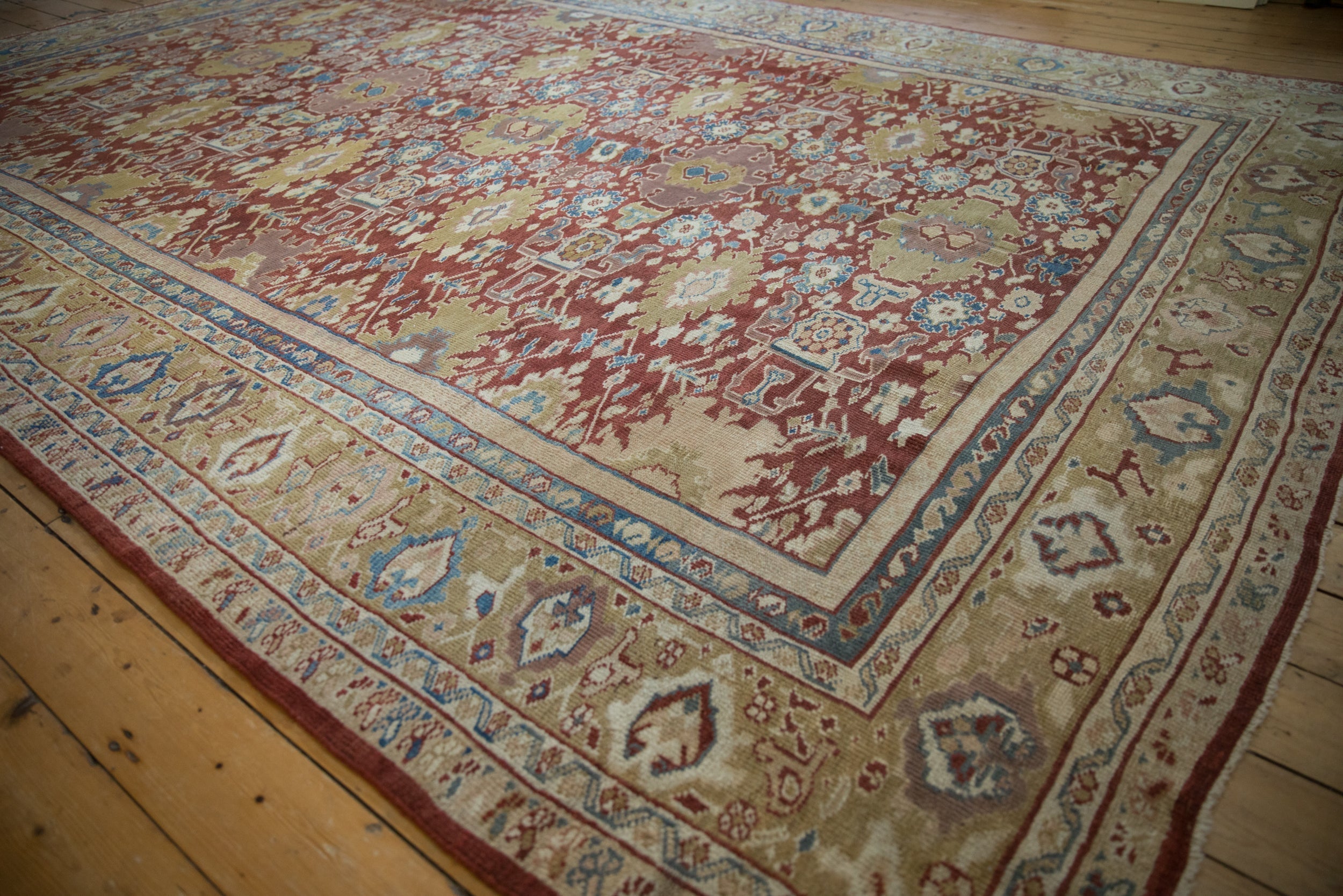 10x13.5 Antique Mahal Carpet by Old New House® - product image 4 for Resin Society