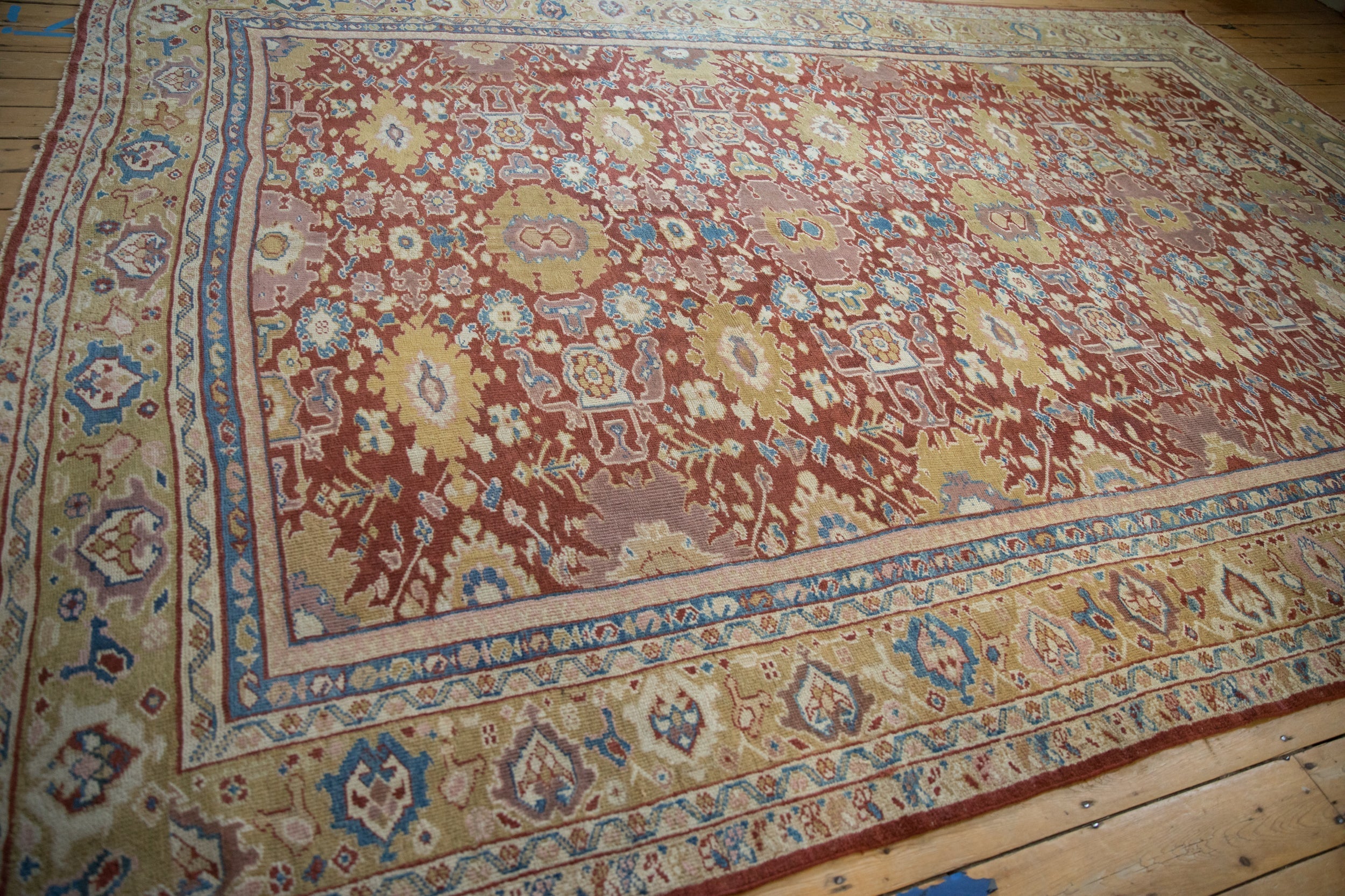10x13.5 Antique Mahal Carpet by Old New House® - product image 13 for Resin Society