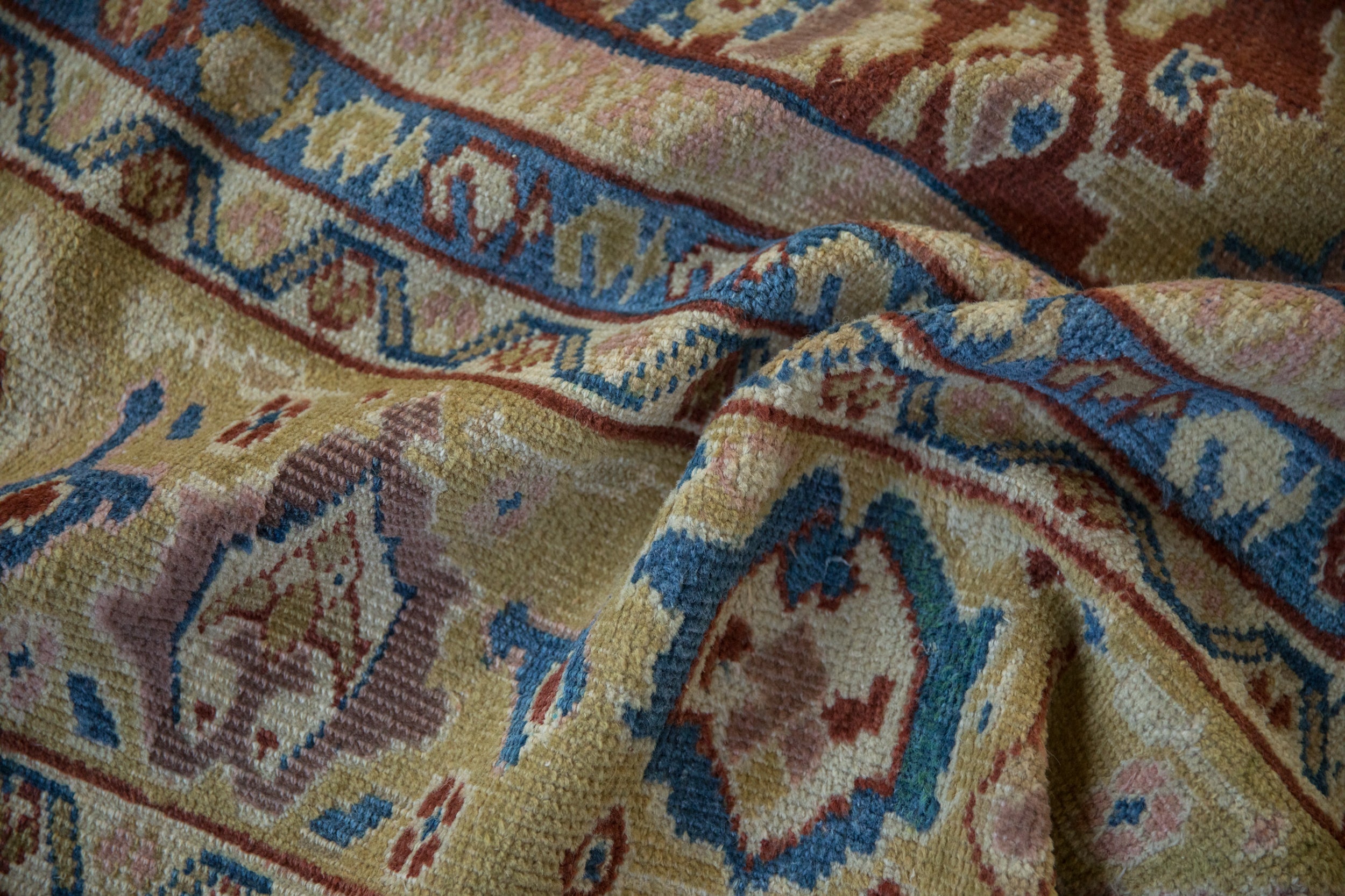 10x13.5 Antique Mahal Carpet by Old New House® - product image 14 for Resin Society