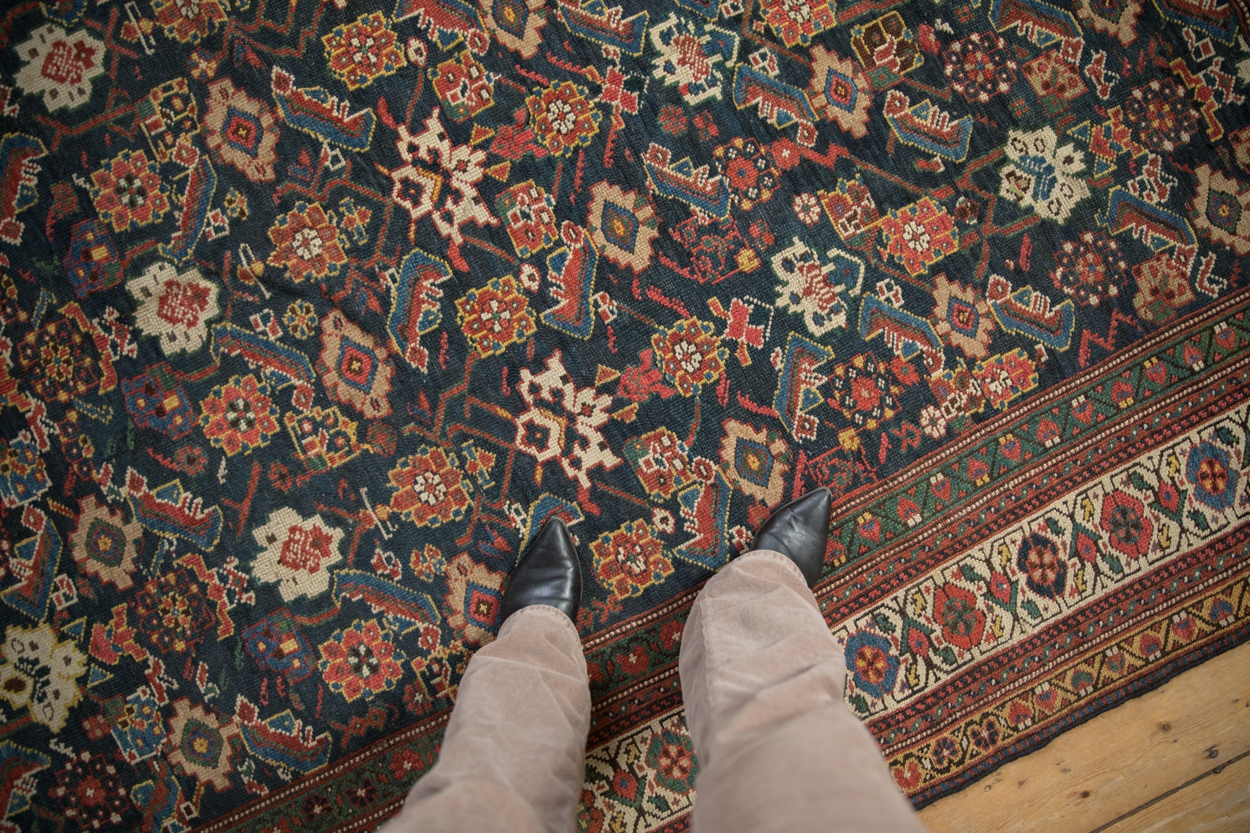 6.5x9 Antique Mahal Carpet by Old New House® - product image 2 for Resin Society