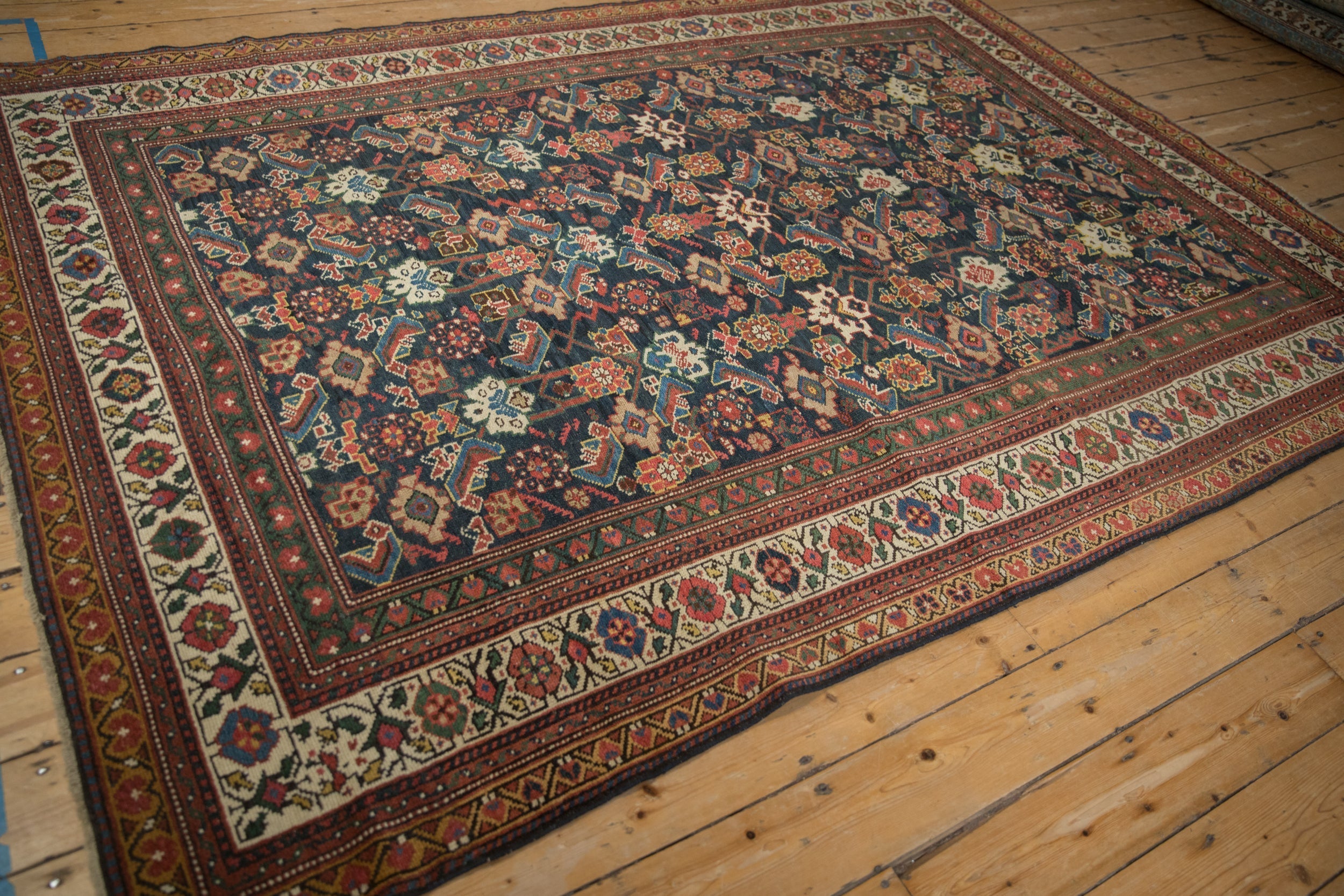 6.5x9 Antique Mahal Carpet by Old New House® - product image 6 for Resin Society