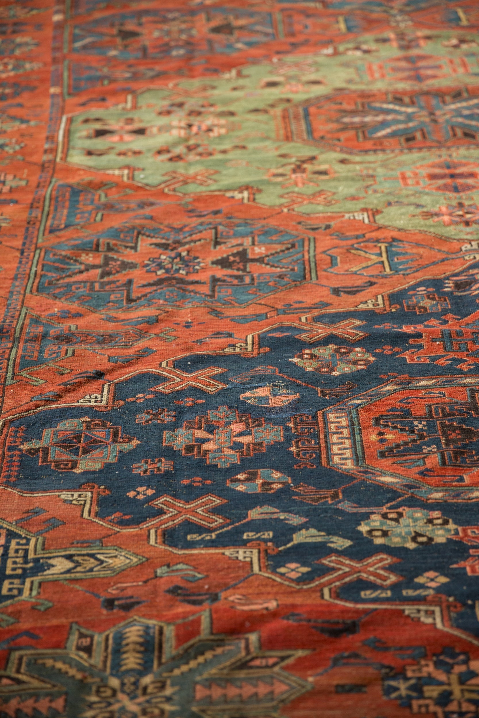 8.5x10.5 Antique Soumac Design Carpet by Old New House® - product image 12 for Resin Society