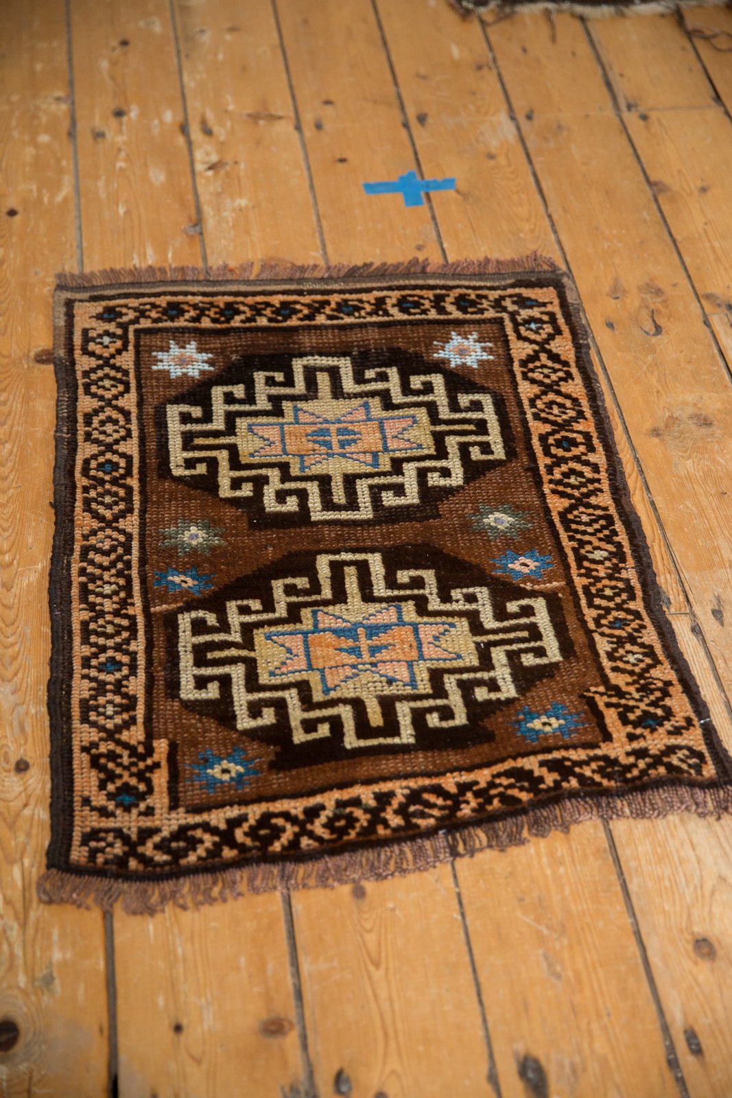 2x2.5 Vintage Oushak Square Rug Mat