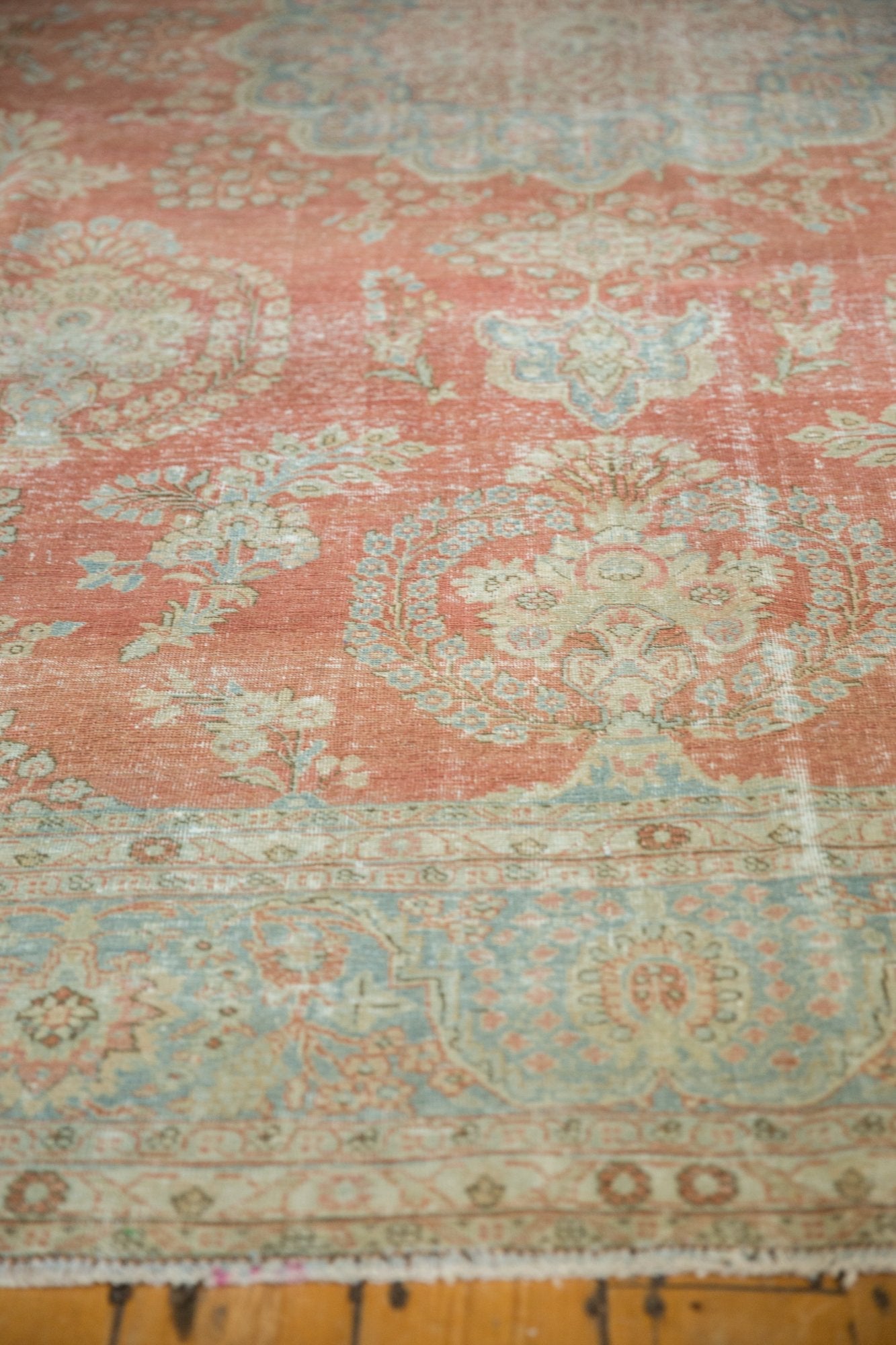 9.5x13.5 Vintage Distressed Mahal Carpet by Old New House® - product image 6 for Resin Society