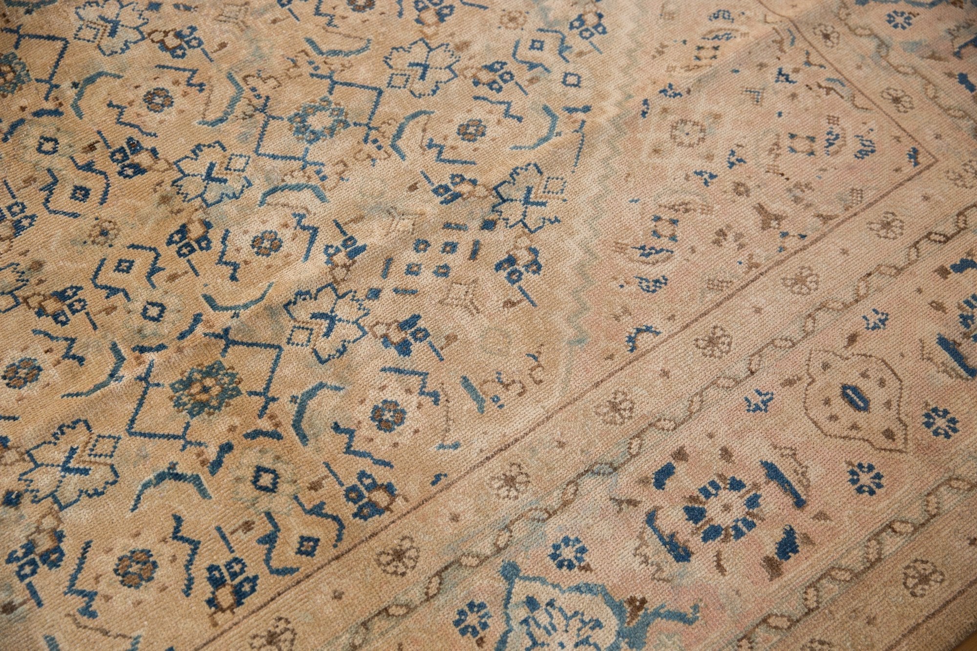 10.5x14 Vintage Mahal Carpet by Old New House® - product image 8 for Resin Society
